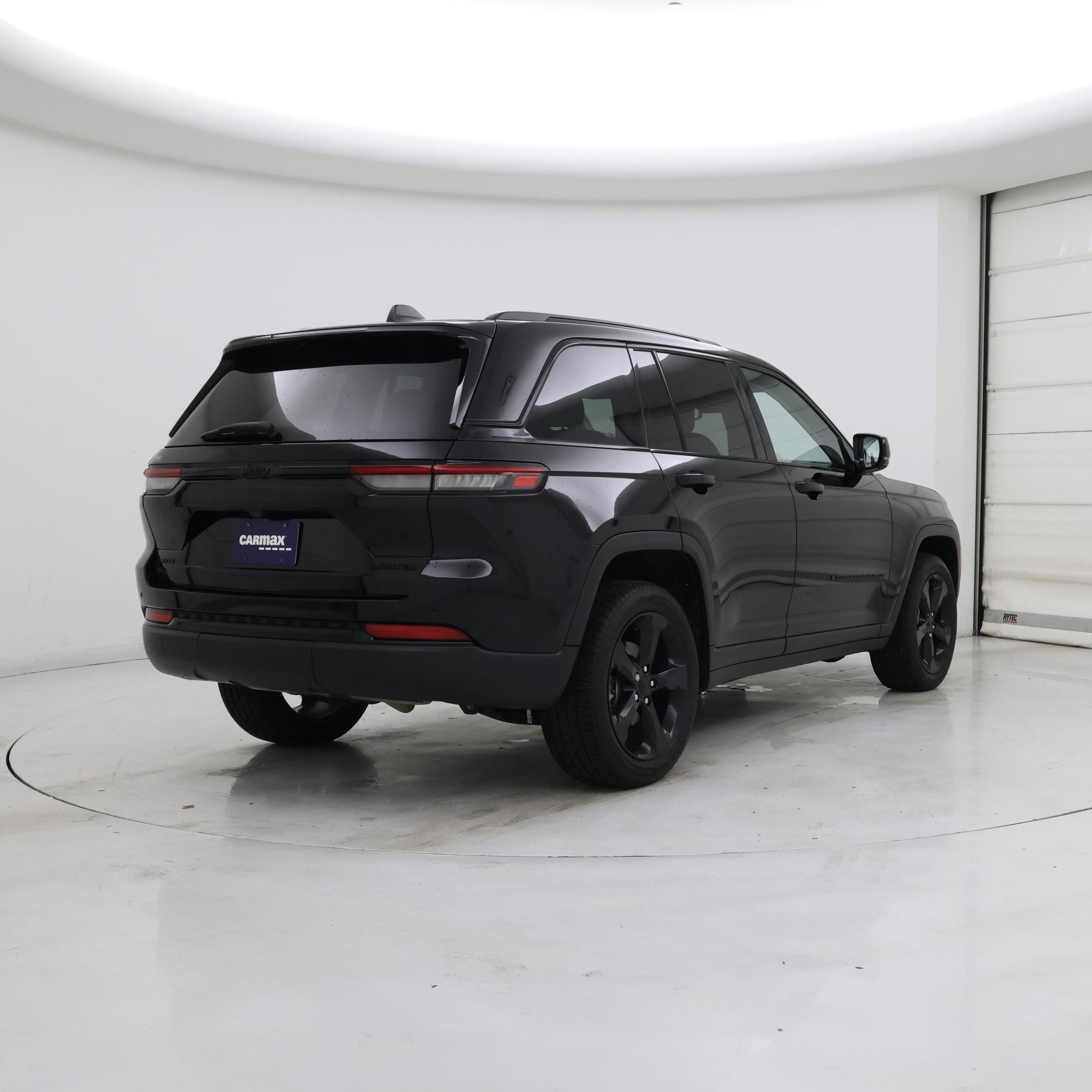 Thumbnail: 2023 Jeep Grand Cherokee - 8