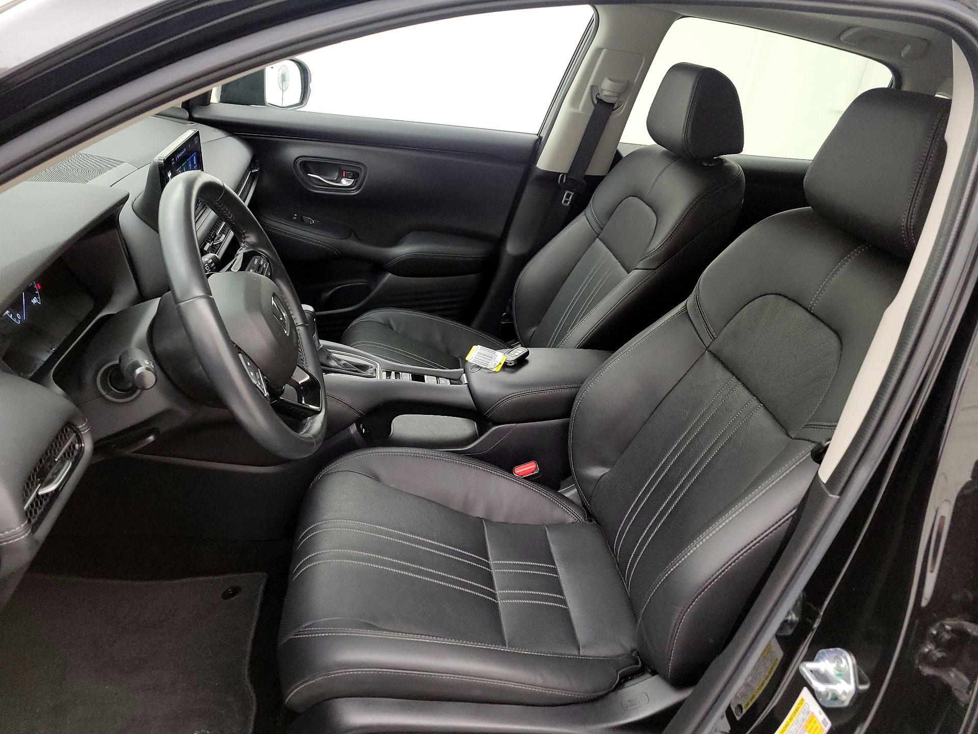 Thumbnail: 2025 Honda HR-V - 11