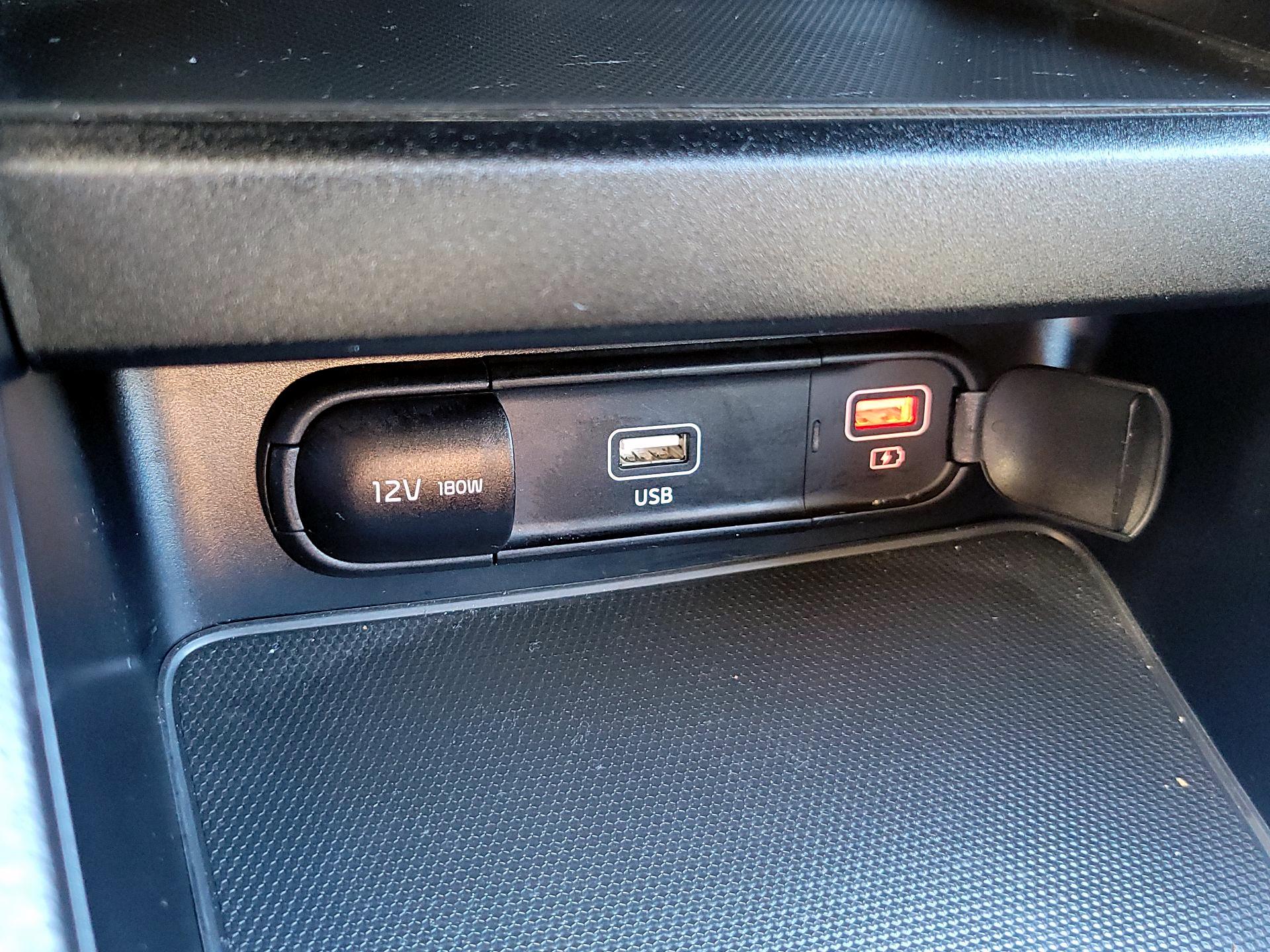 Thumbnail: 2024 Kia Forte - 16