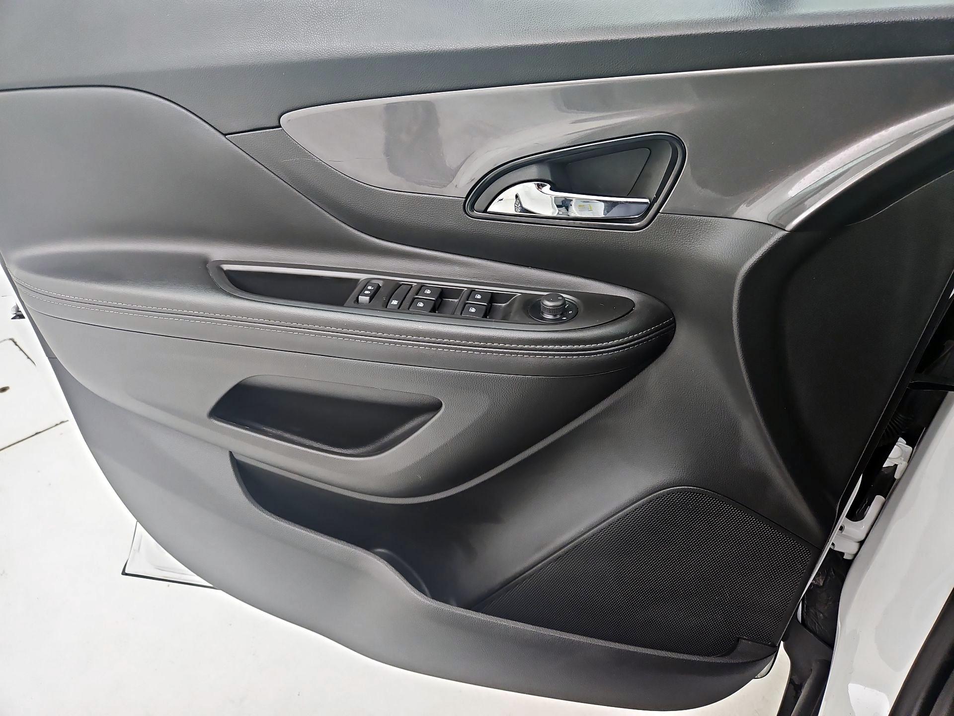 Thumbnail: 2022 Buick Encore - 12