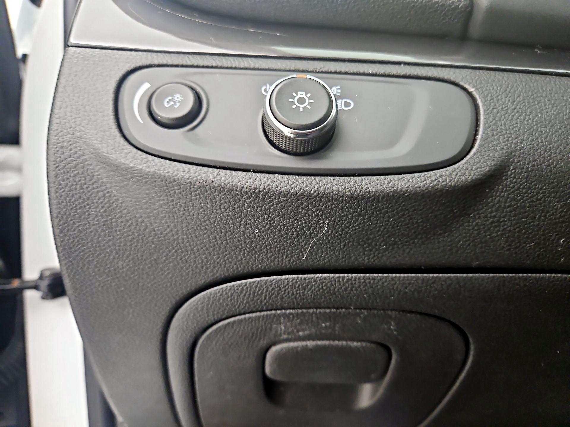 Thumbnail: 2022 Buick Encore - 13