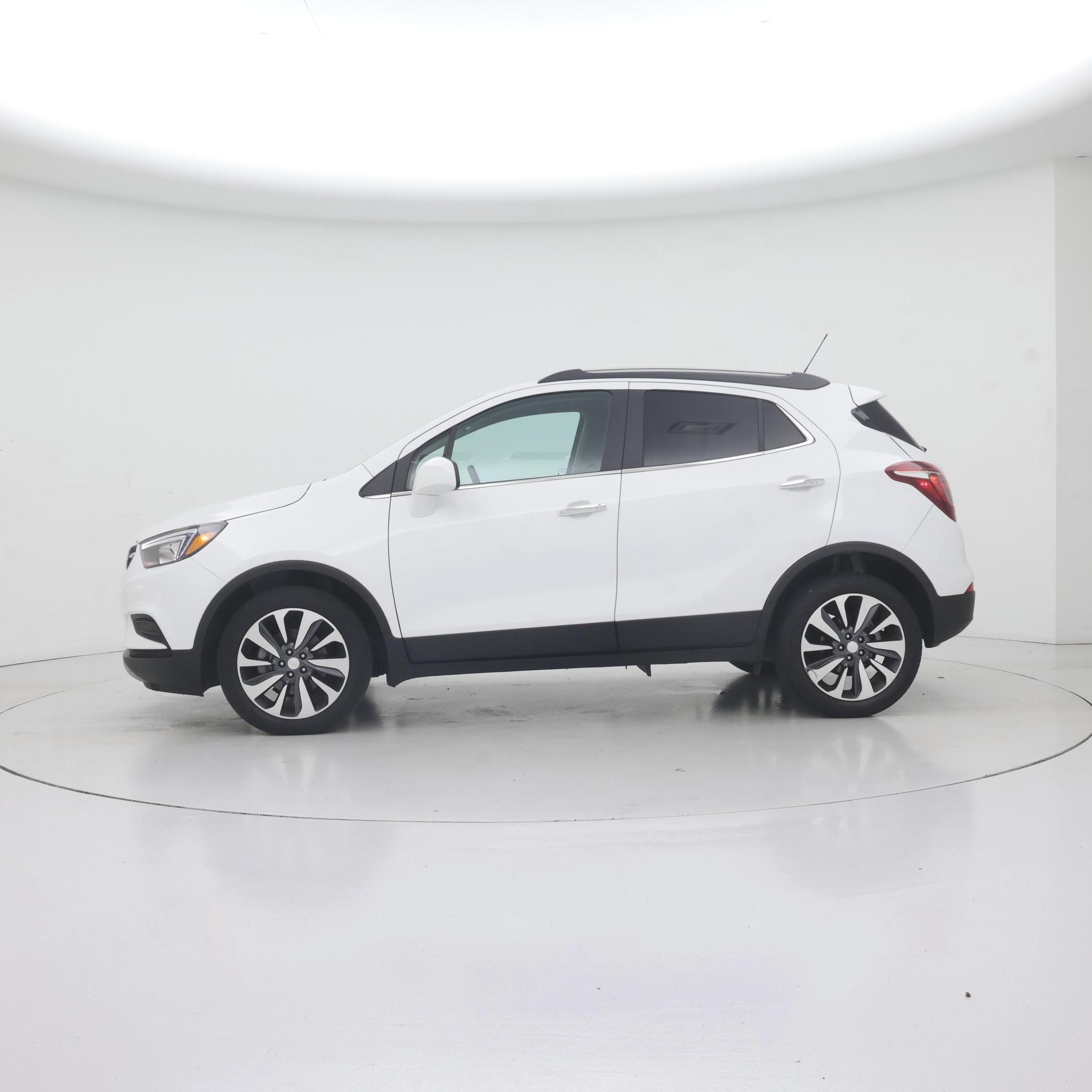 Thumbnail: 2022 Buick Encore - 3