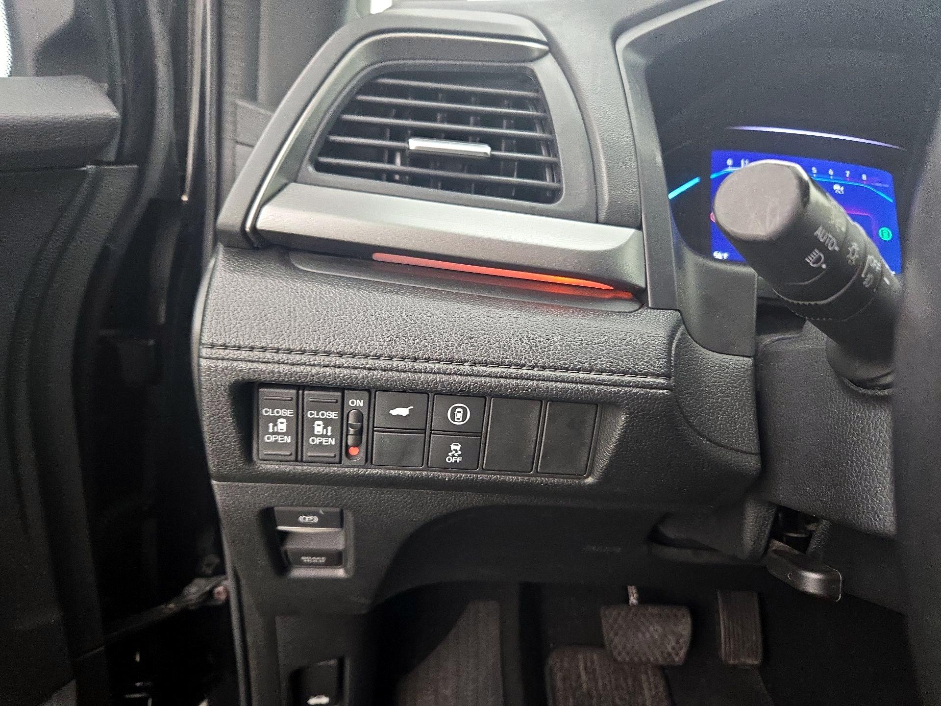 Thumbnail: 2023 Honda Odyssey - 13