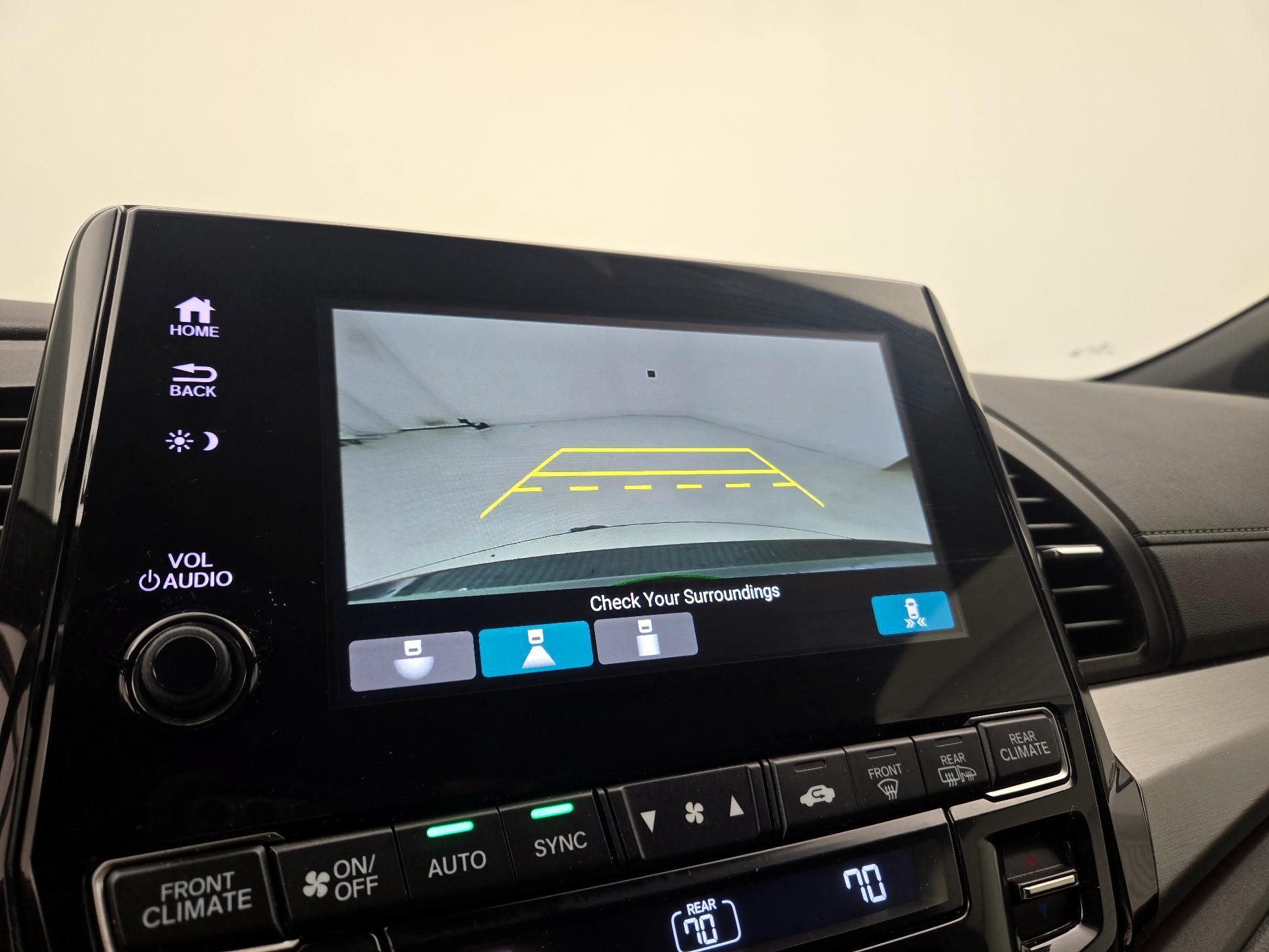 Thumbnail: 2023 Honda Odyssey - 16