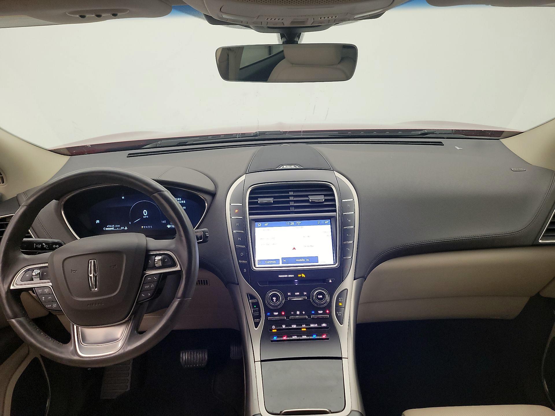 Thumbnail: 2020 Lincoln Nautilus - 9