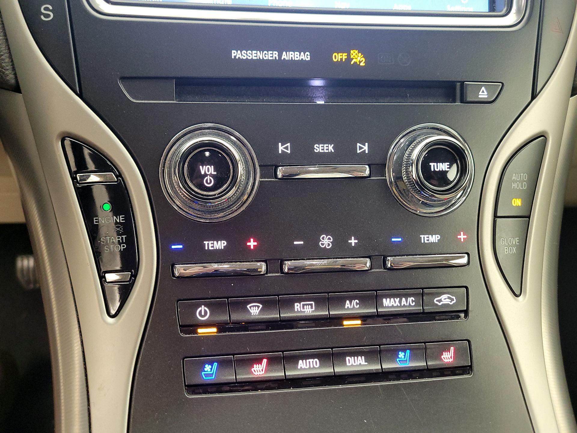 Thumbnail: 2020 Lincoln Nautilus - 17