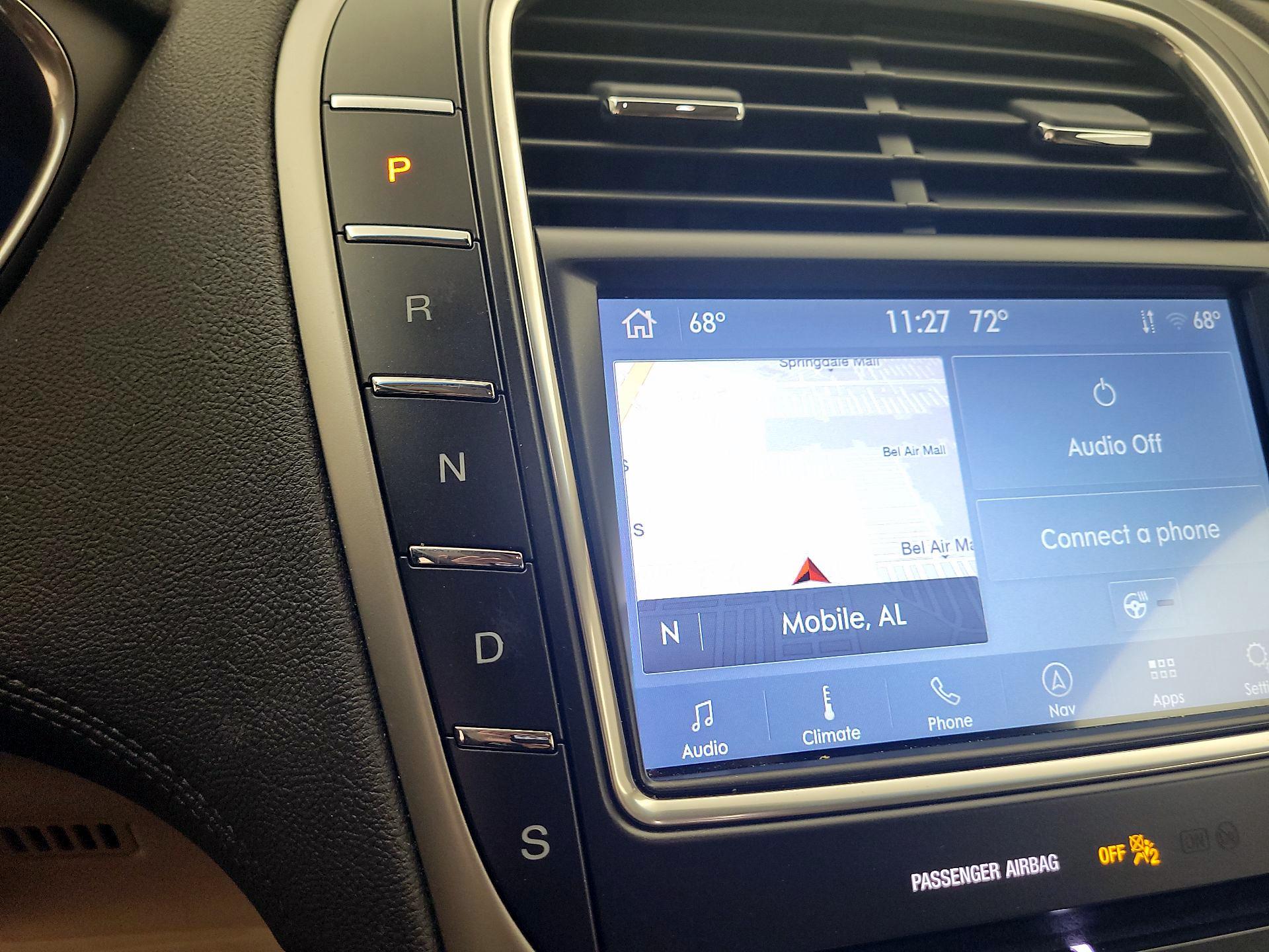 Thumbnail: 2020 Lincoln Nautilus - 18