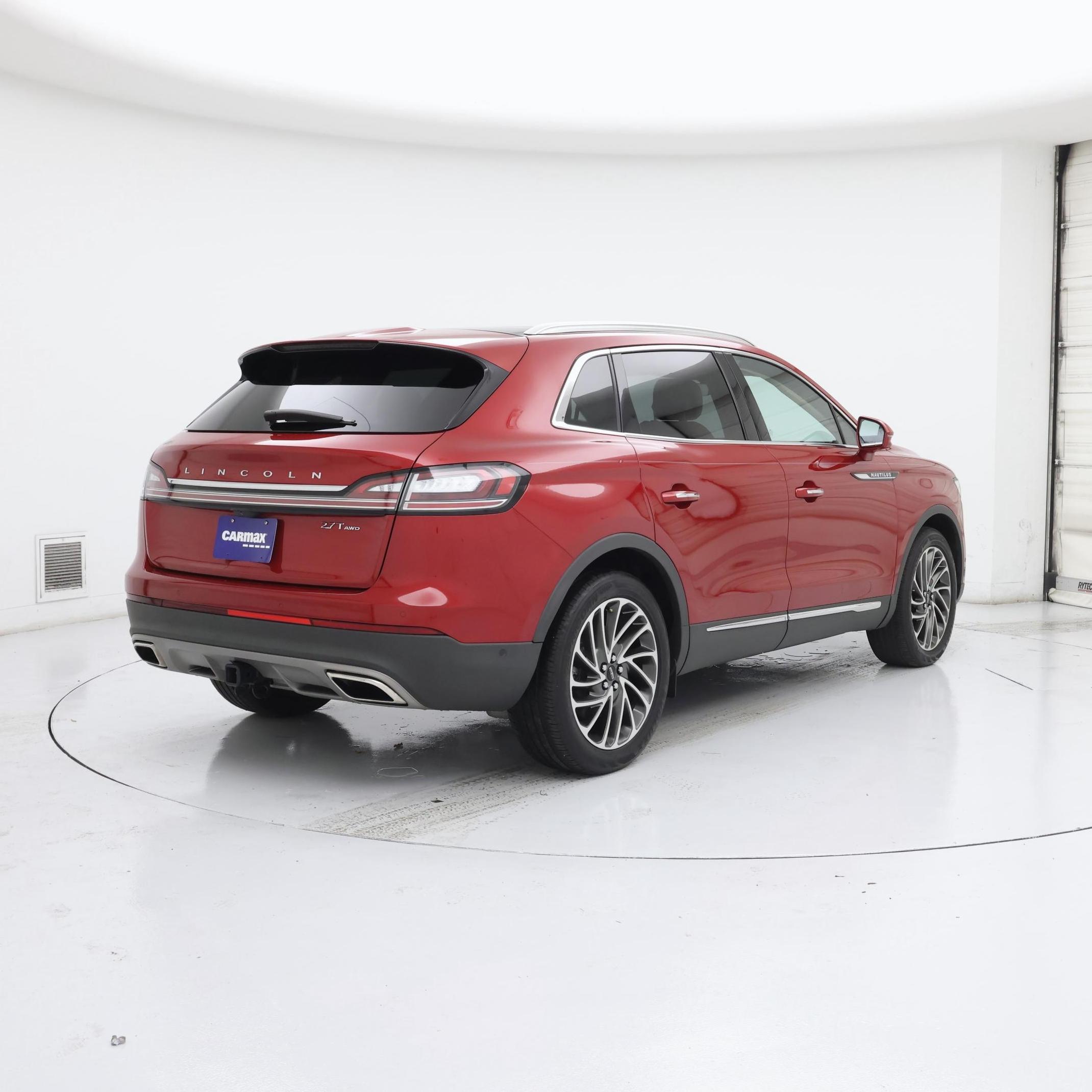 Thumbnail: 2020 Lincoln Nautilus - 8