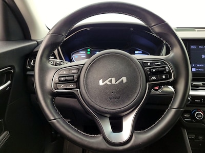 Steering Wheel & Instrument Cluster (On)