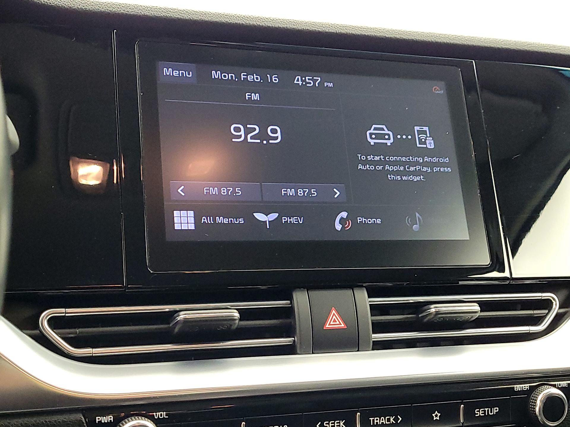 Thumbnail: 2022 Kia Niro - 15