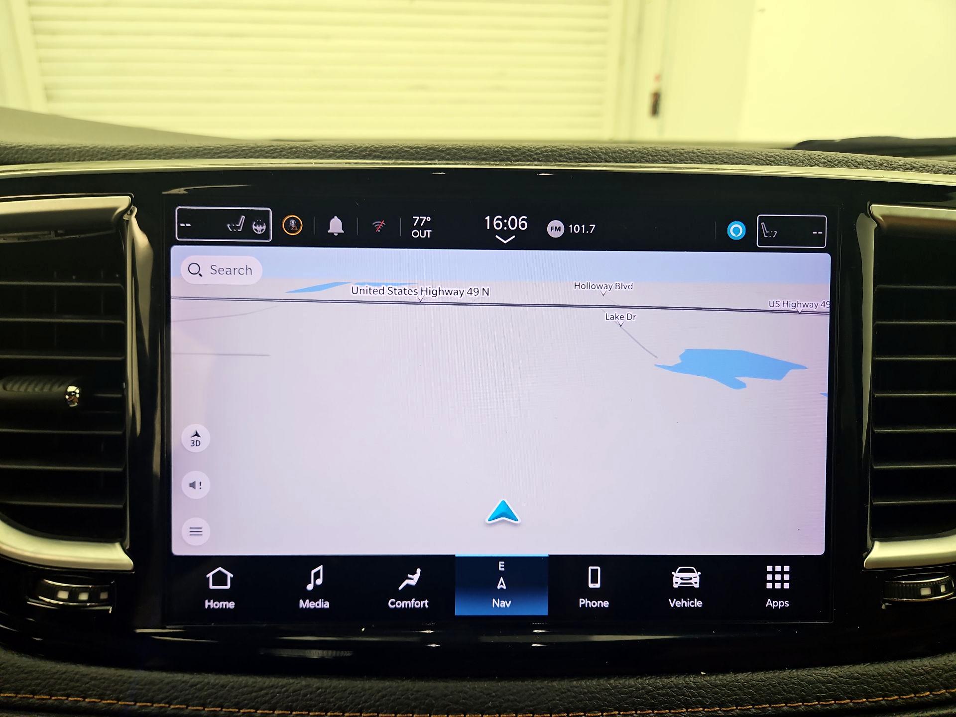 Thumbnail: 2022 Chrysler Pacifica - 14