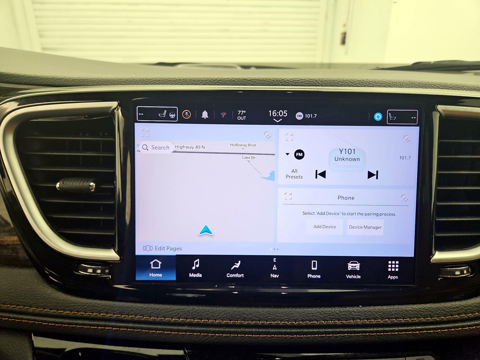 Thumbnail: 2022 Chrysler Pacifica - 16