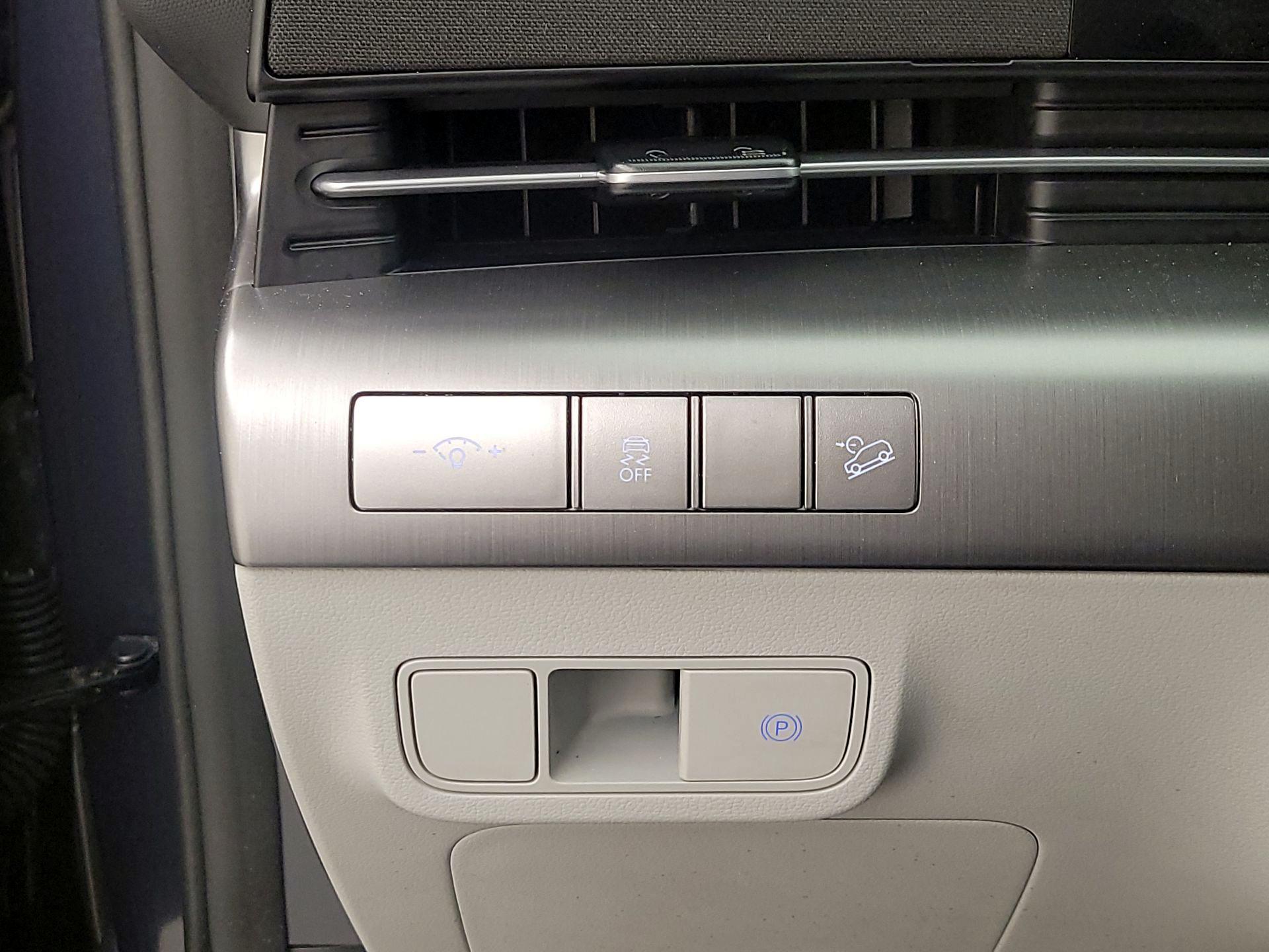 Thumbnail: 2024 Hyundai Kona - 13