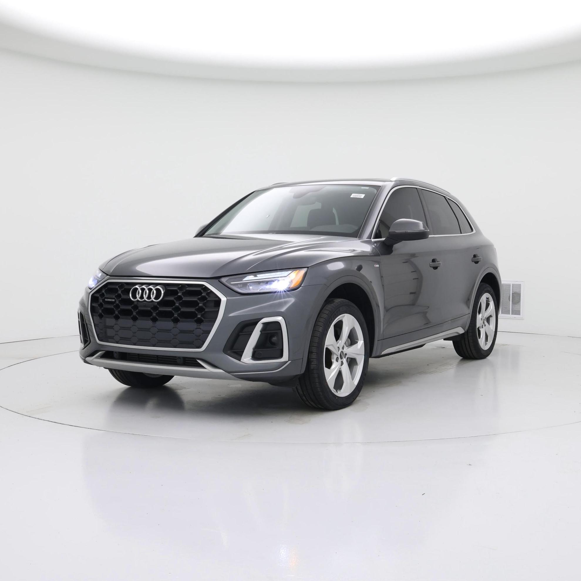 Thumbnail: 2023 Audi Q5 - 4