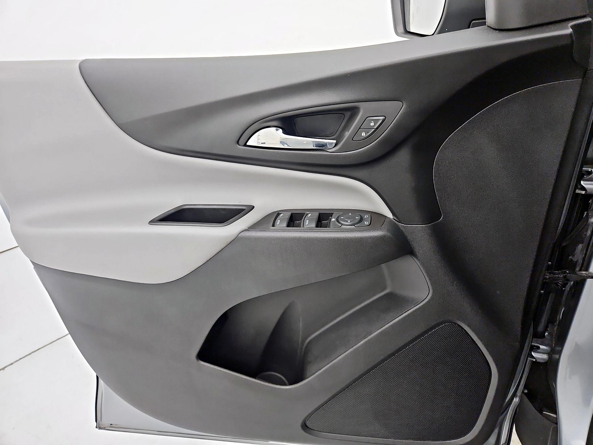 Thumbnail: 2023 Chevrolet Equinox - 12