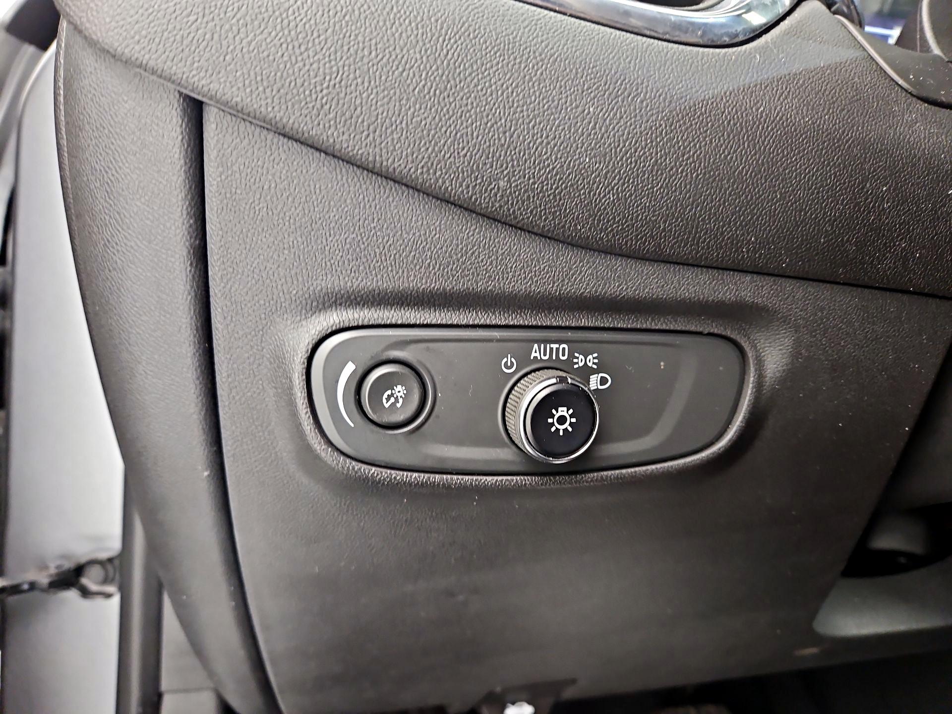 Thumbnail: 2023 Chevrolet Equinox - 13