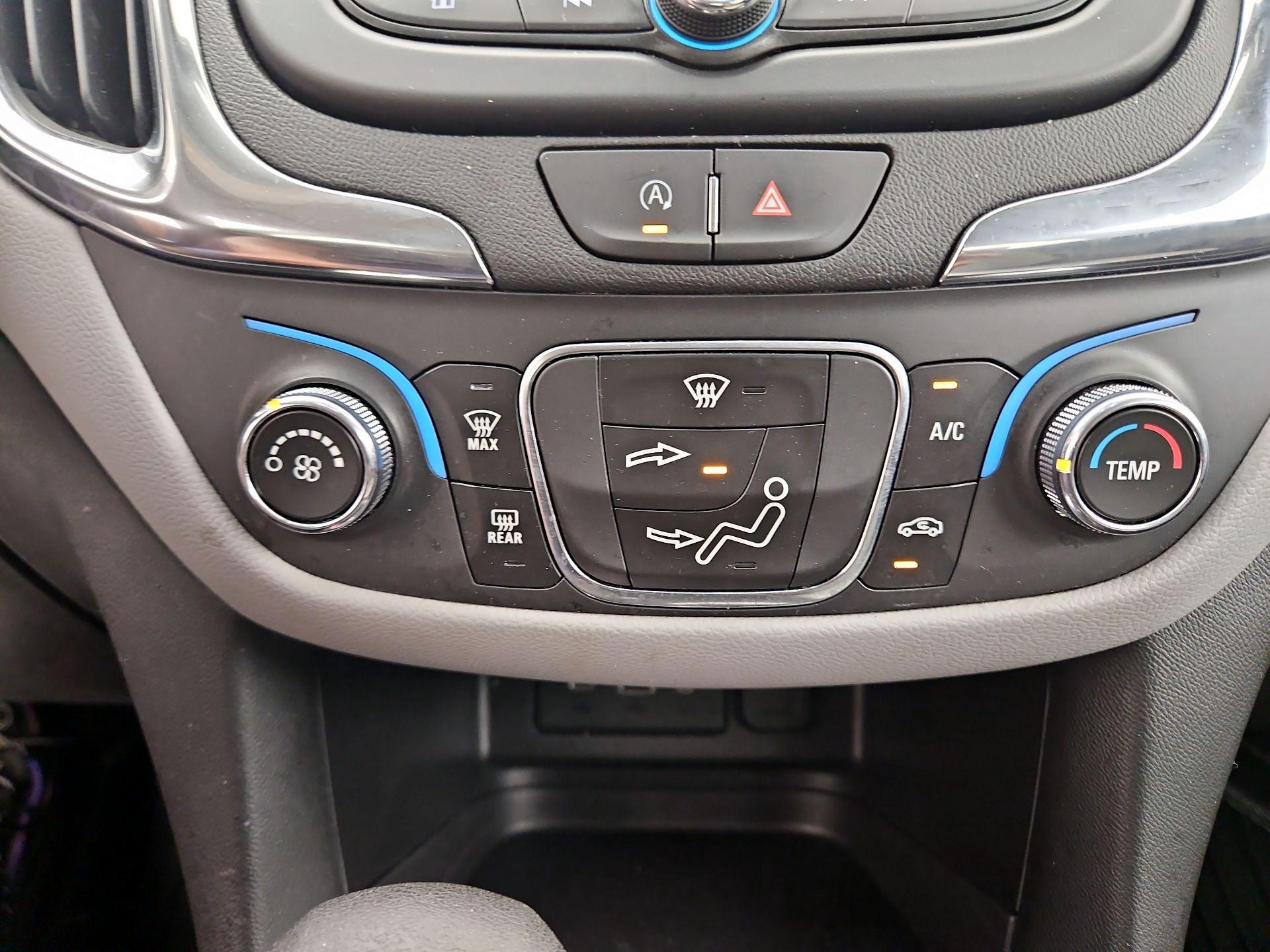 Thumbnail: 2023 Chevrolet Equinox - 16