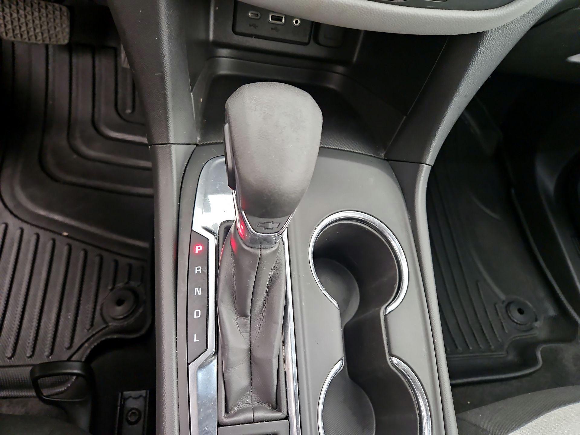 Thumbnail: 2023 Chevrolet Equinox - 17