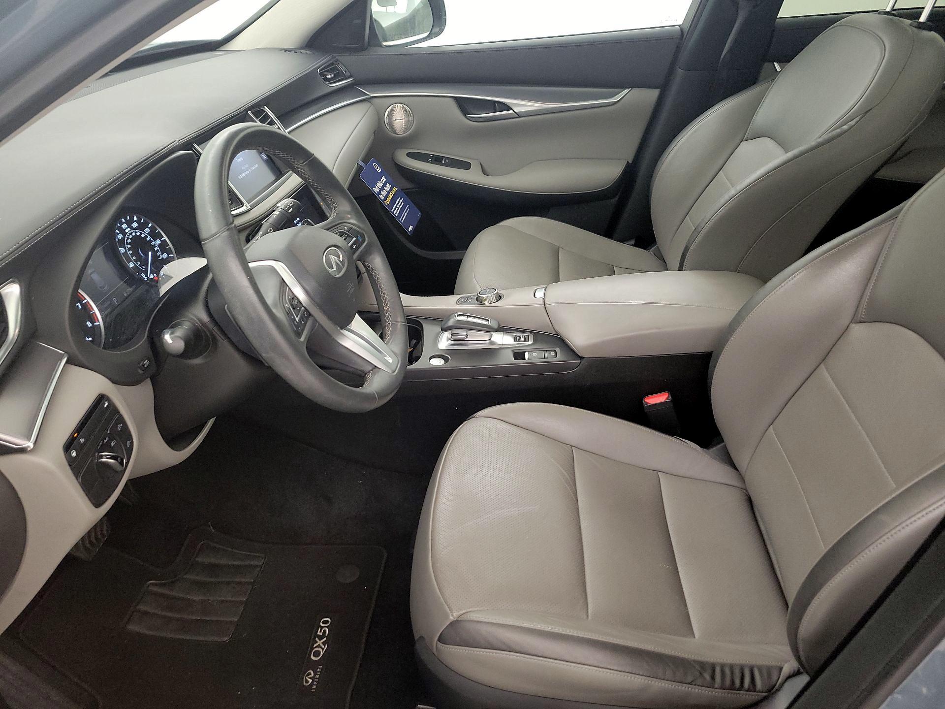 Thumbnail: 2023 INFINITI QX50 - 11