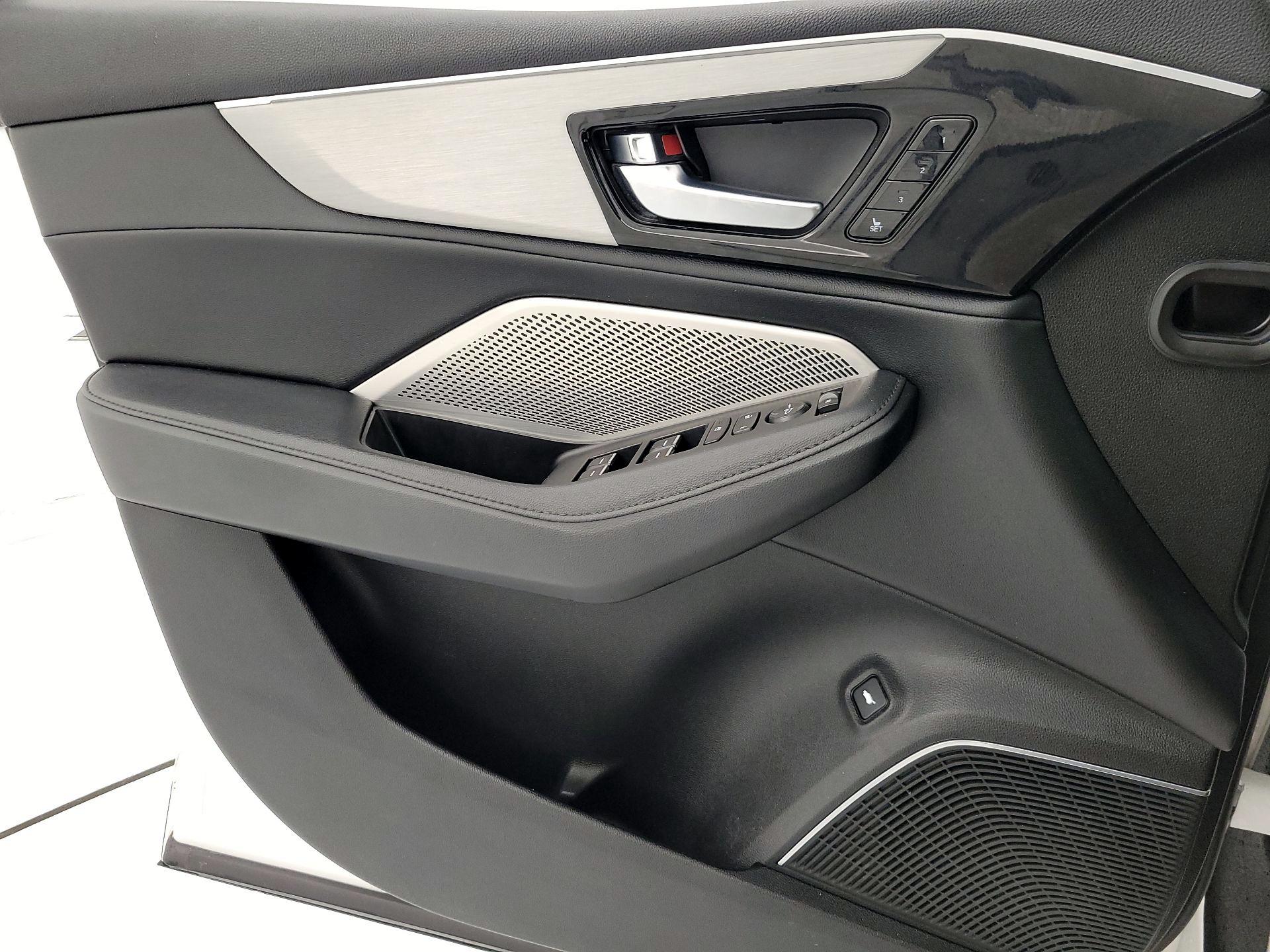 Thumbnail: 2023 Acura MDX - 12