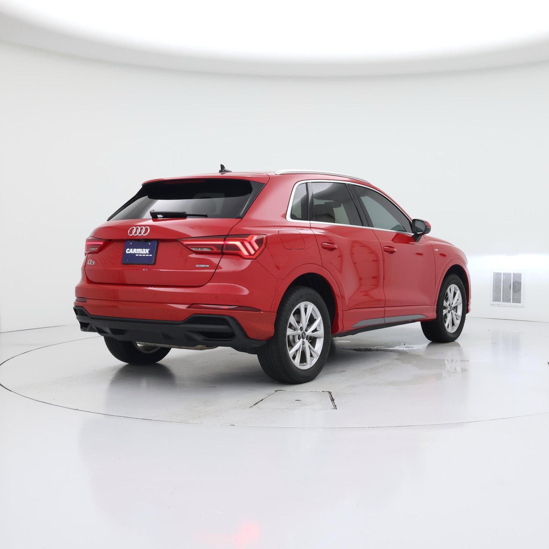 Thumbnail: 2023 Audi Q3 - 8