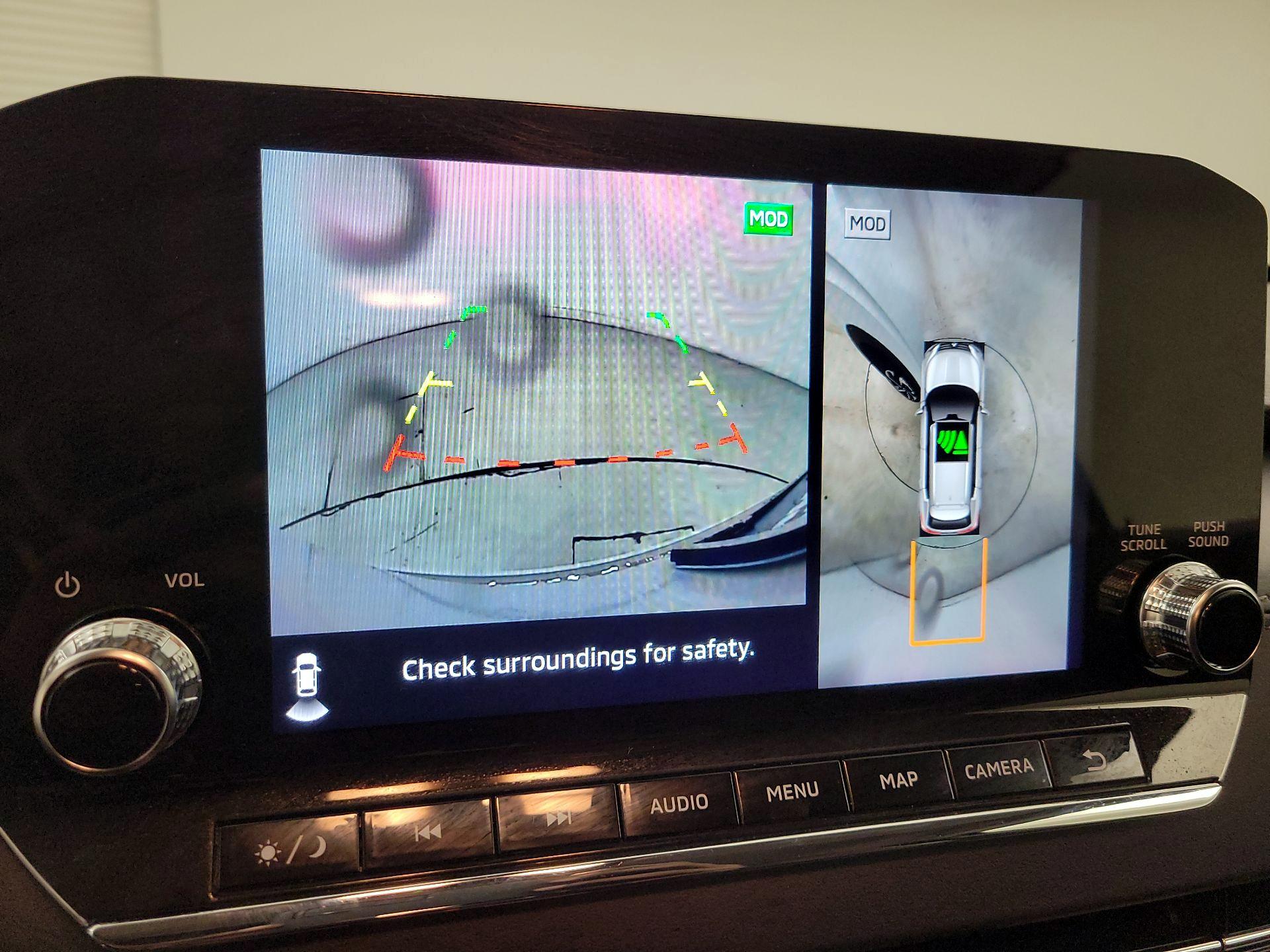 Thumbnail: 2024 Mitsubishi Outlander - 14