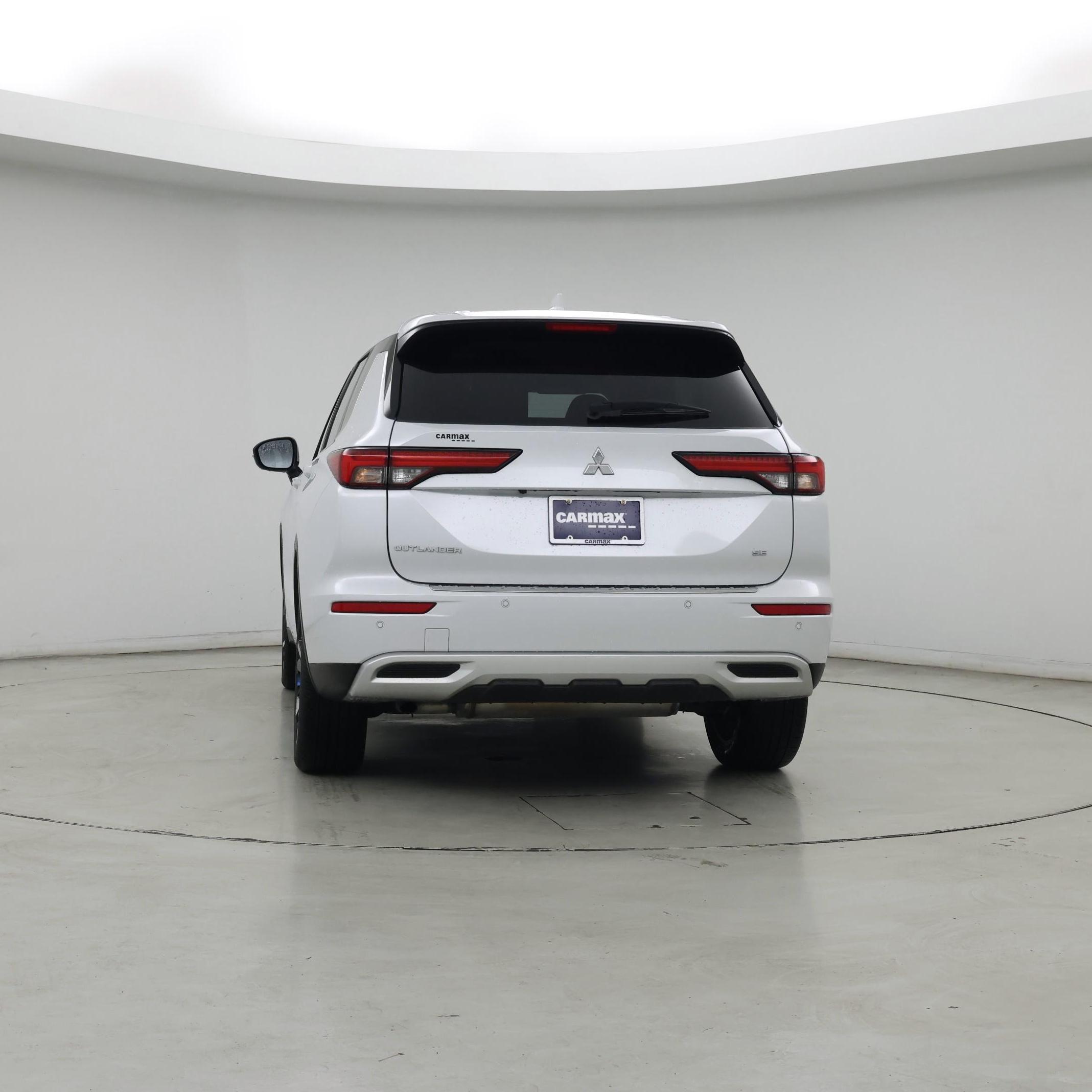 Thumbnail: 2024 Mitsubishi Outlander - 6