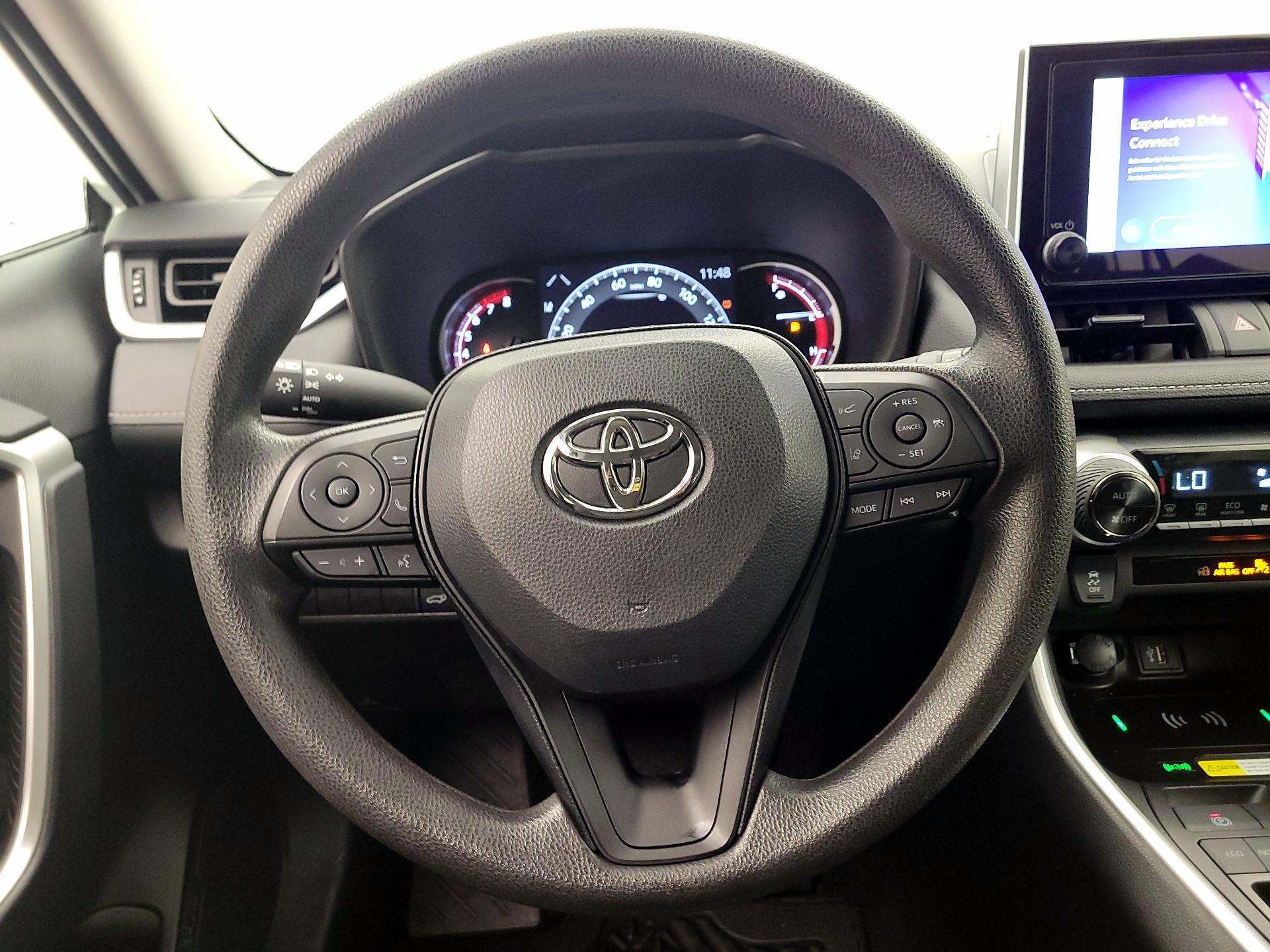 Thumbnail: 2024 Toyota RAV4 - 10