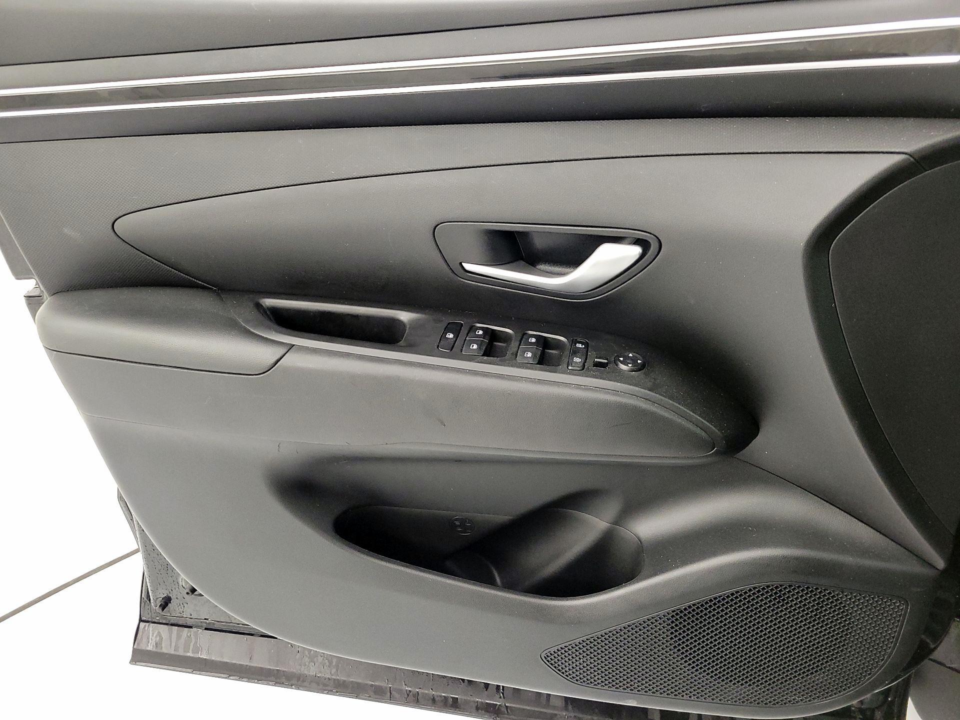 Thumbnail: 2023 Hyundai Santa Cruz - 12