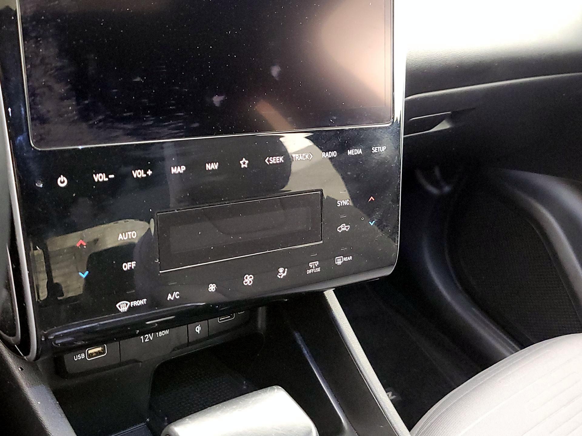 Thumbnail: 2023 Hyundai Santa Cruz - 17