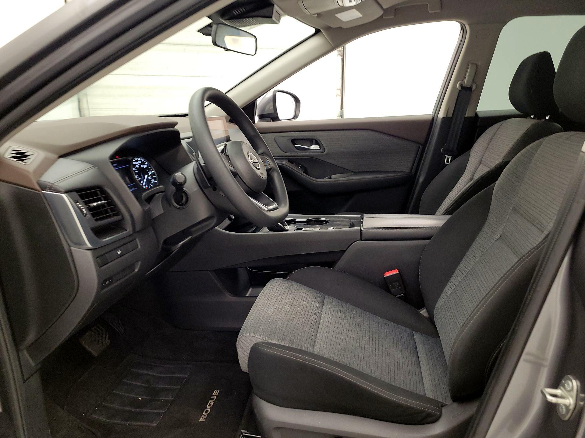 Thumbnail: 2023 Nissan Rogue - 11