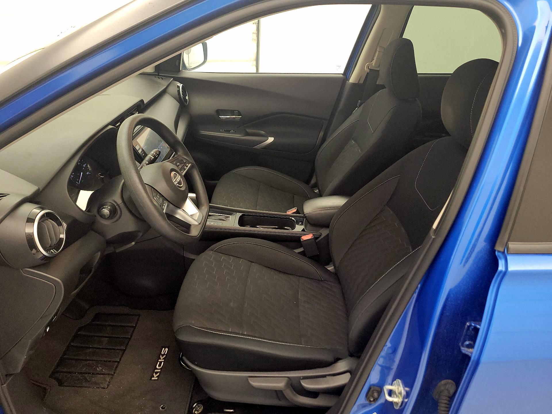 Thumbnail: 2023 Nissan Kicks - 11