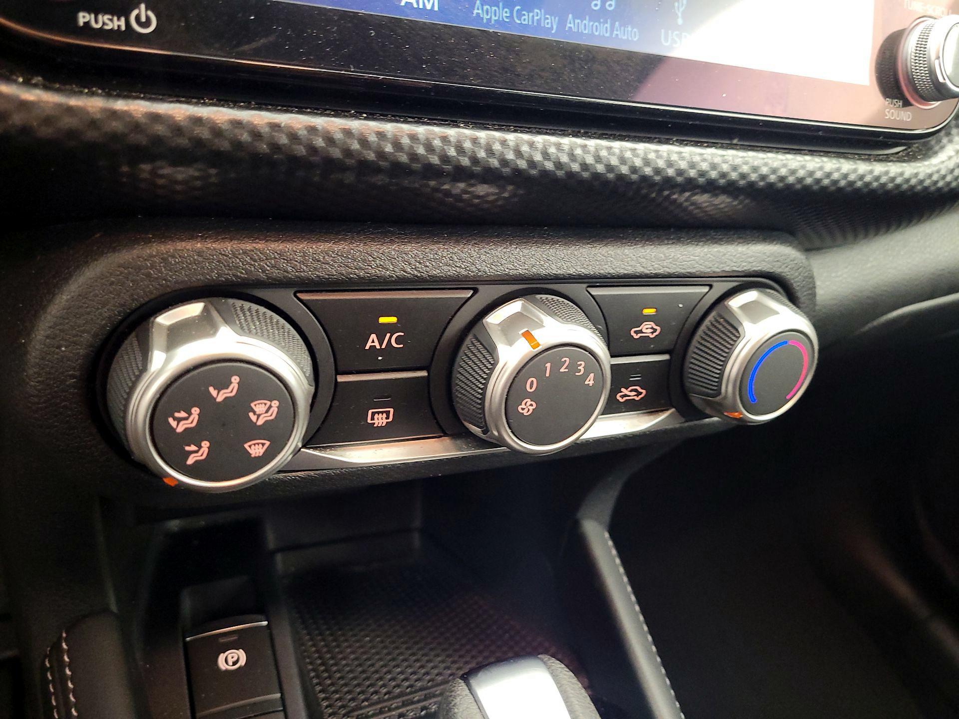 Thumbnail: 2023 Nissan Kicks - 15