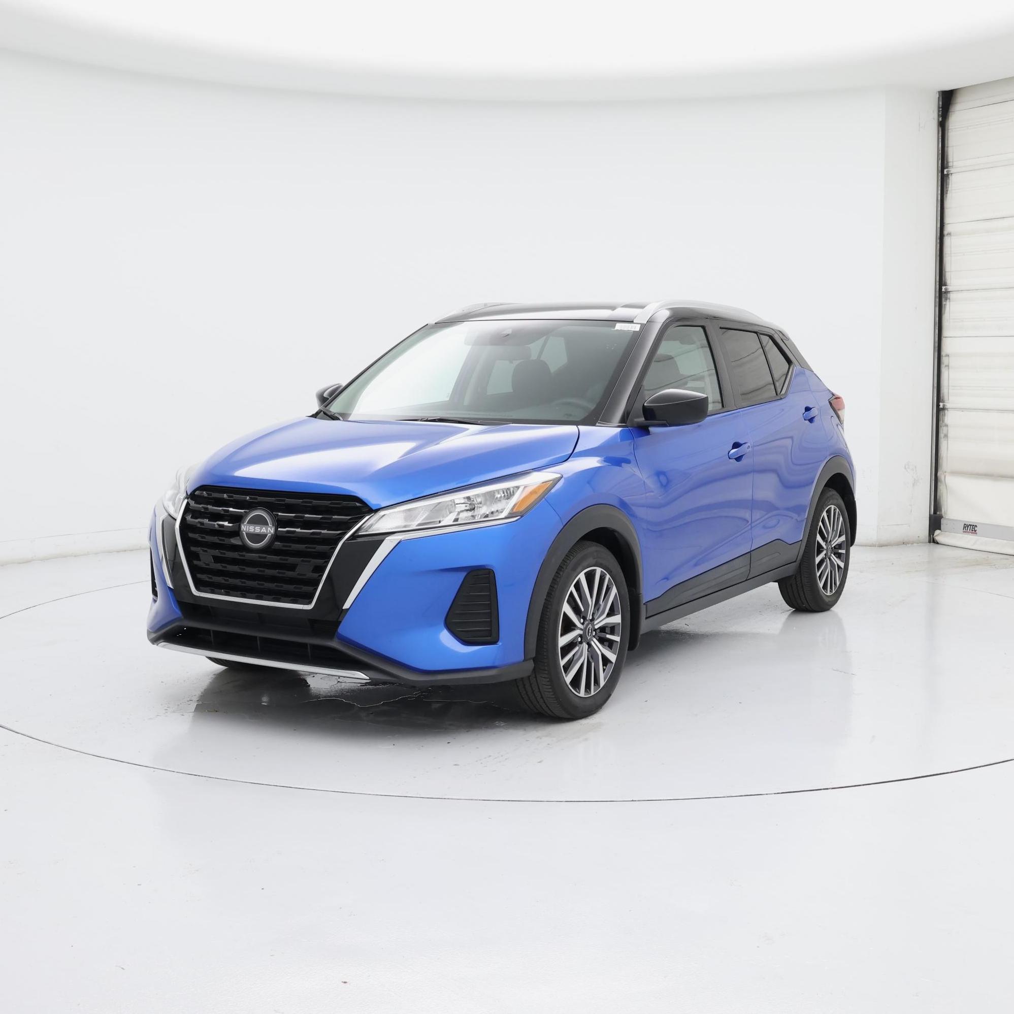 Thumbnail: 2023 Nissan Kicks - 4