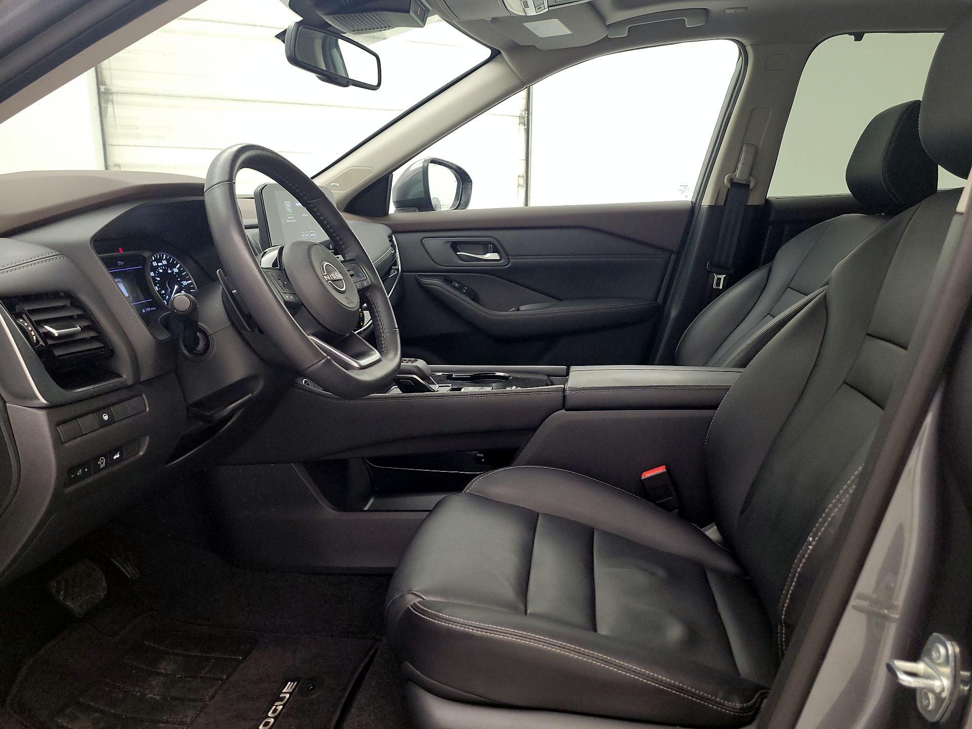 Thumbnail: 2023 Nissan Rogue - 11