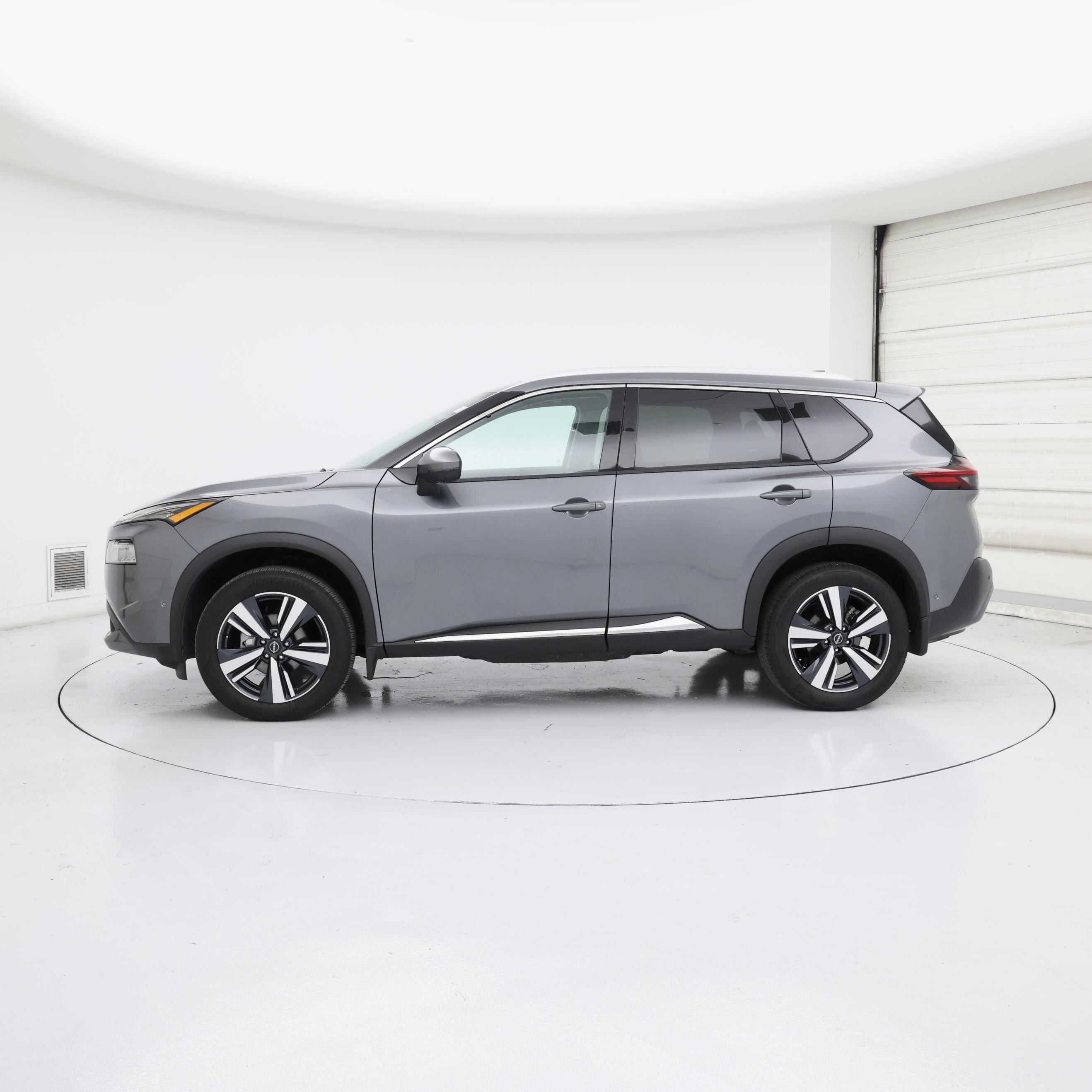 Thumbnail: 2023 Nissan Rogue - 3