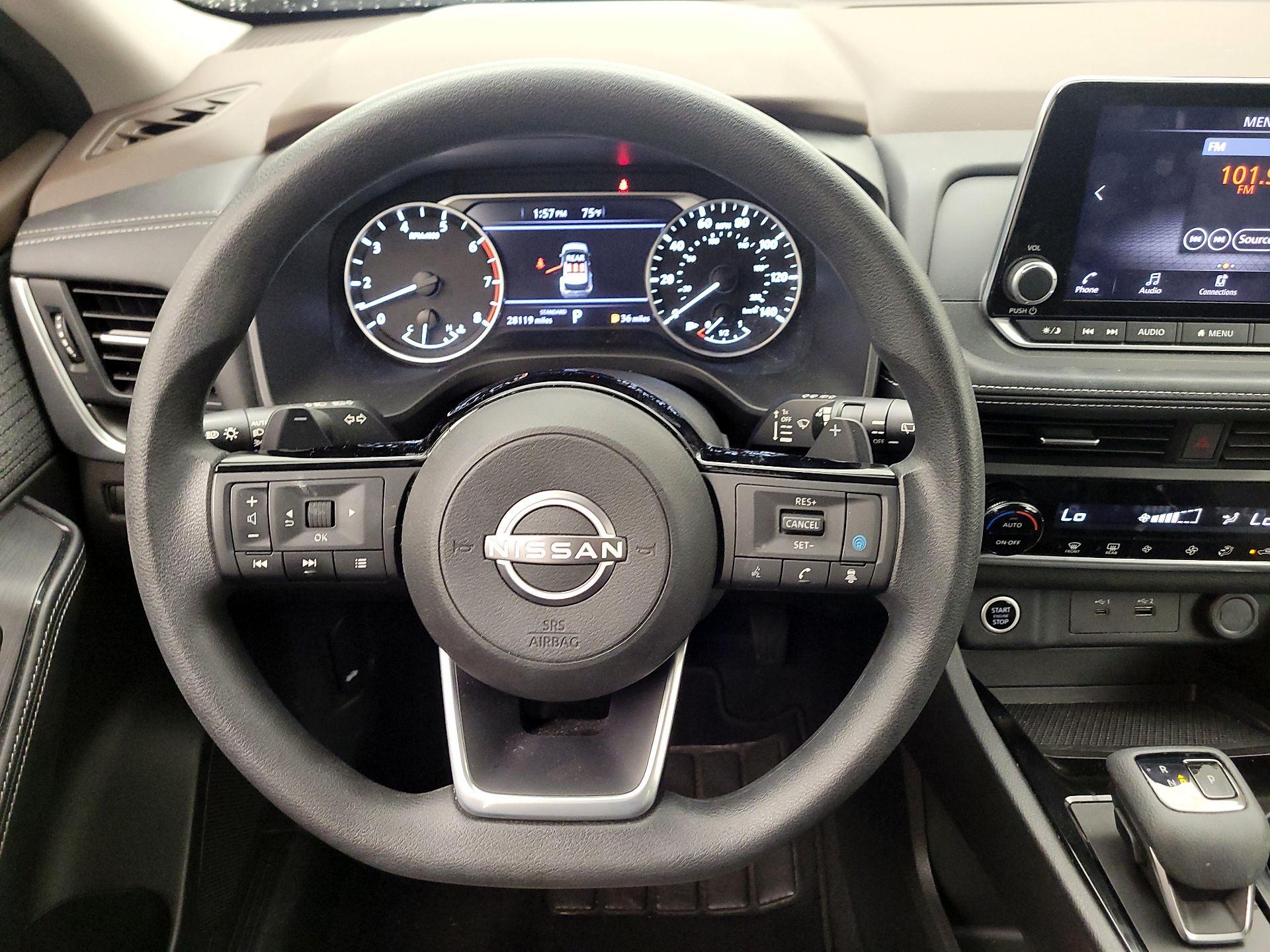 Thumbnail: 2023 Nissan Rogue - 10