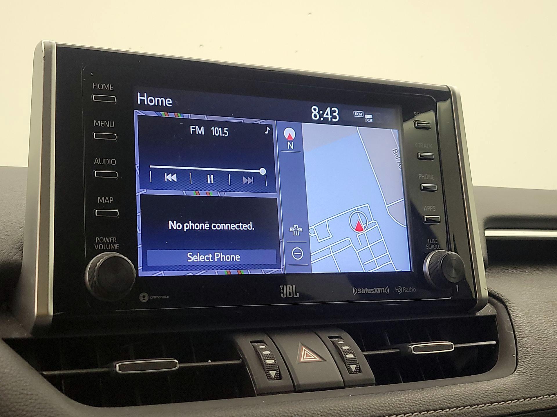 Thumbnail: 2021 Toyota RAV4 - 15