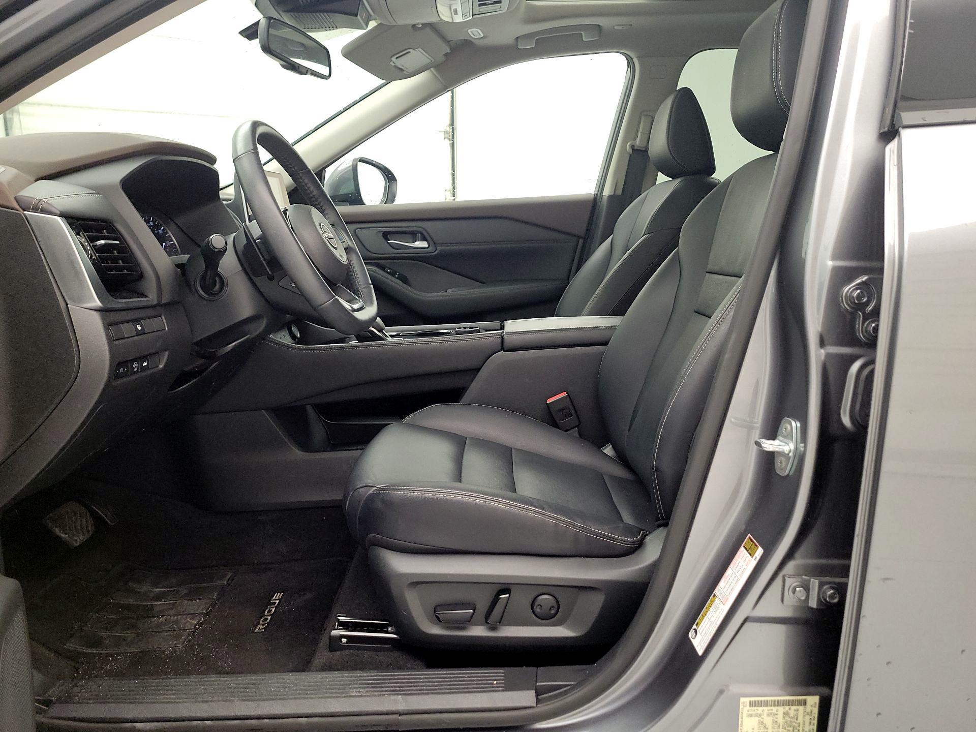 Thumbnail: 2023 Nissan Rogue - 11