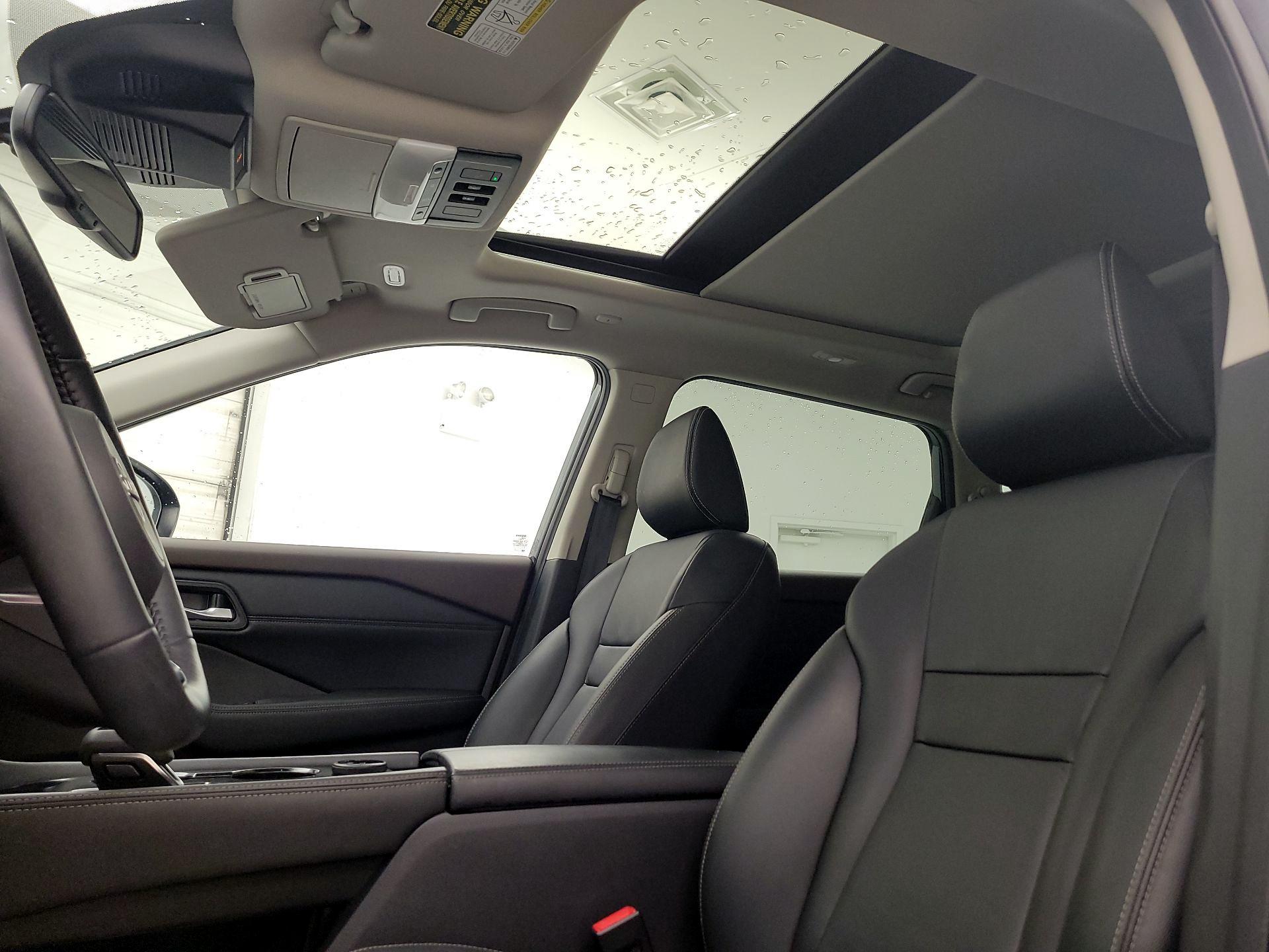 Thumbnail: 2023 Nissan Rogue - 19