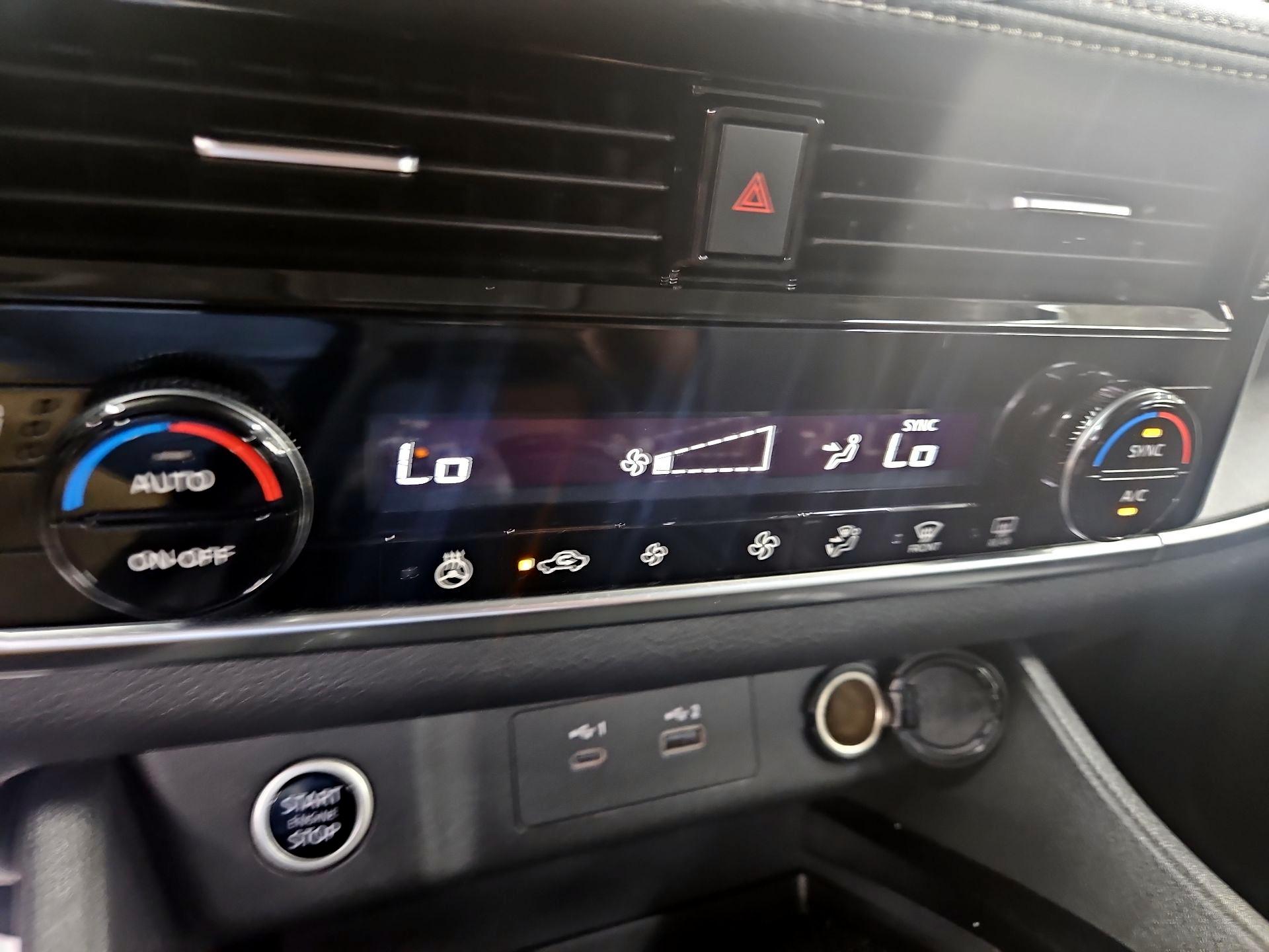 Thumbnail: 2021 Nissan Rogue - 16