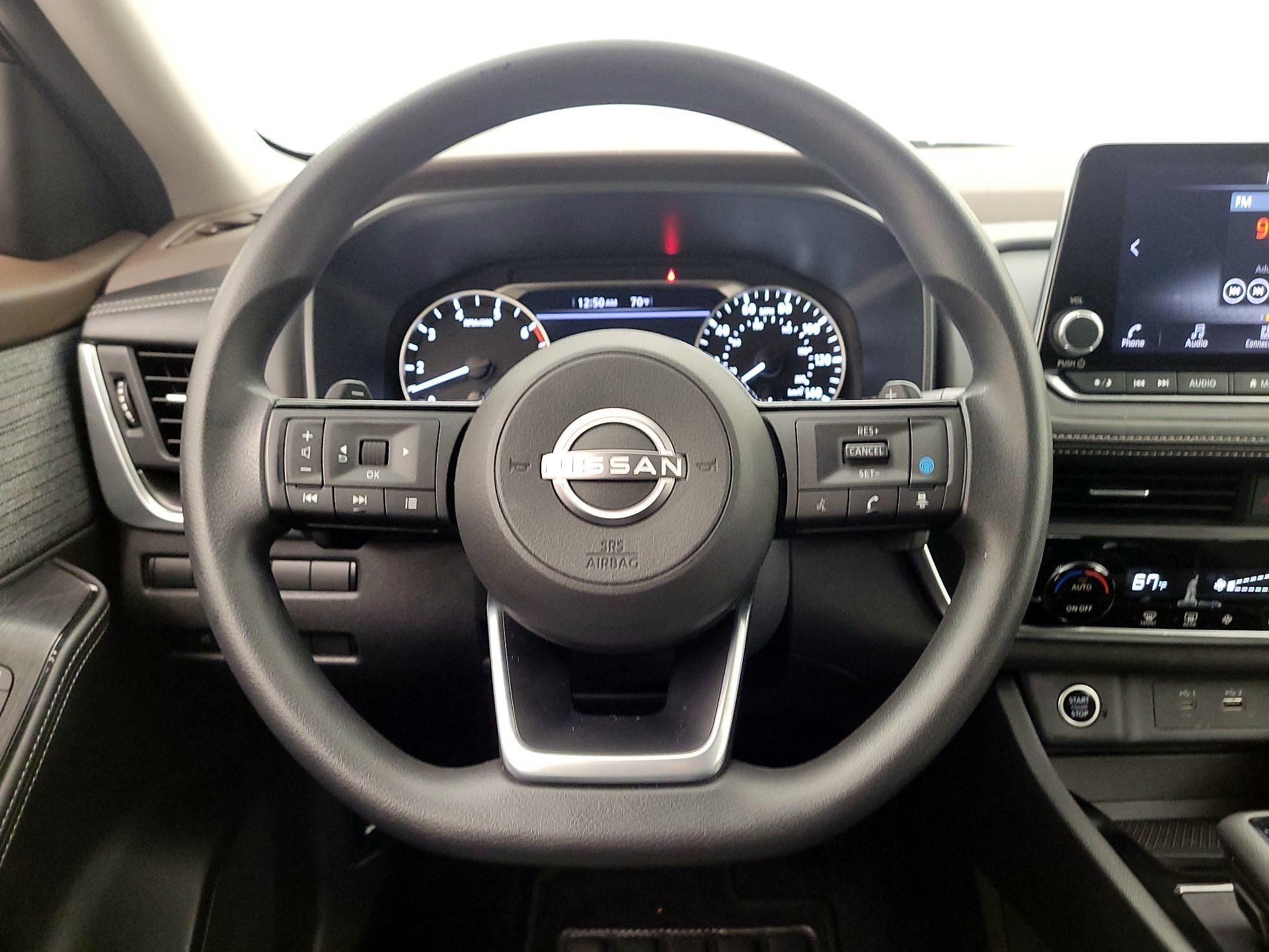 Thumbnail: 2023 Nissan Rogue - 10