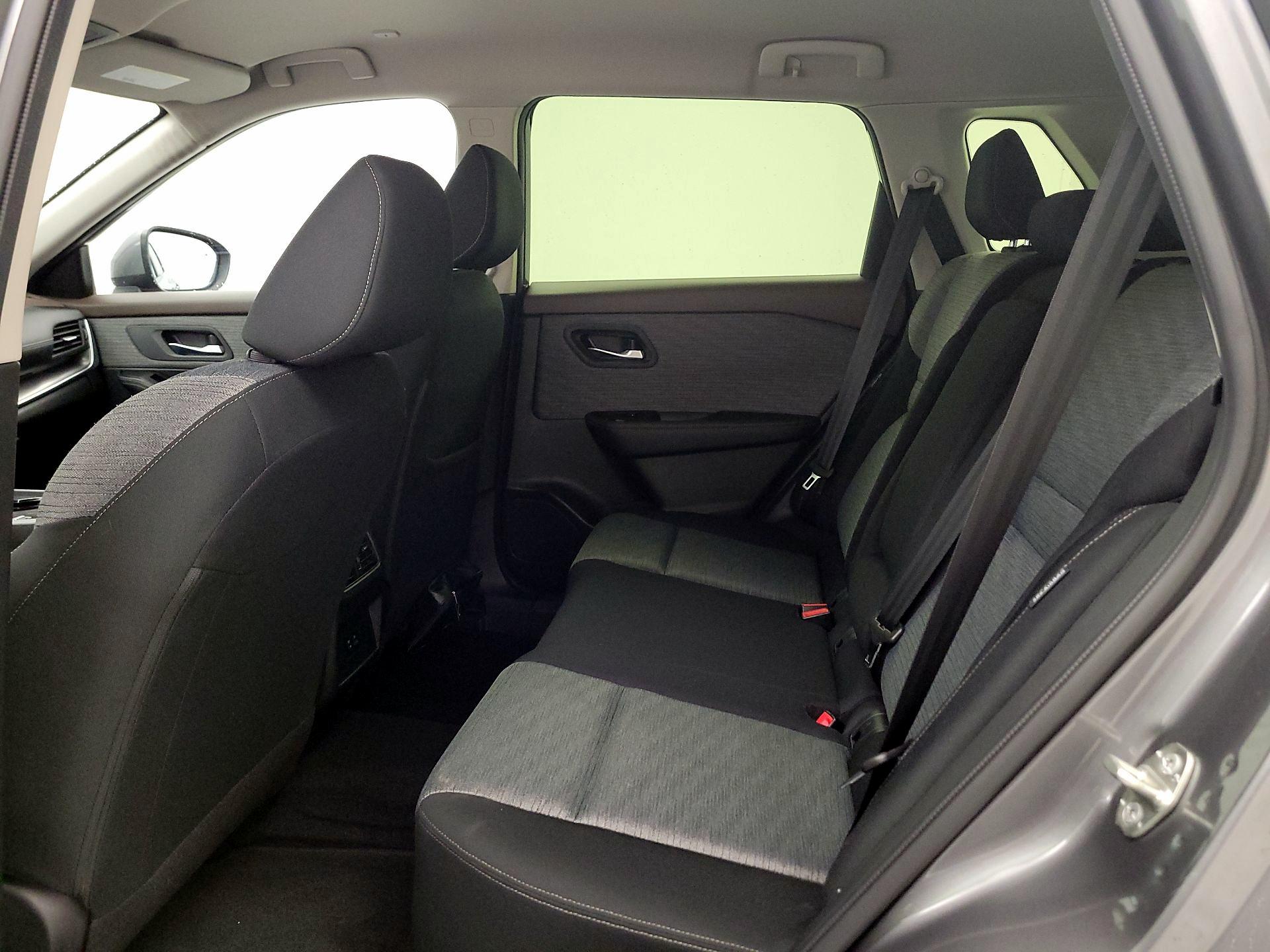 Thumbnail: 2023 Nissan Rogue - 19