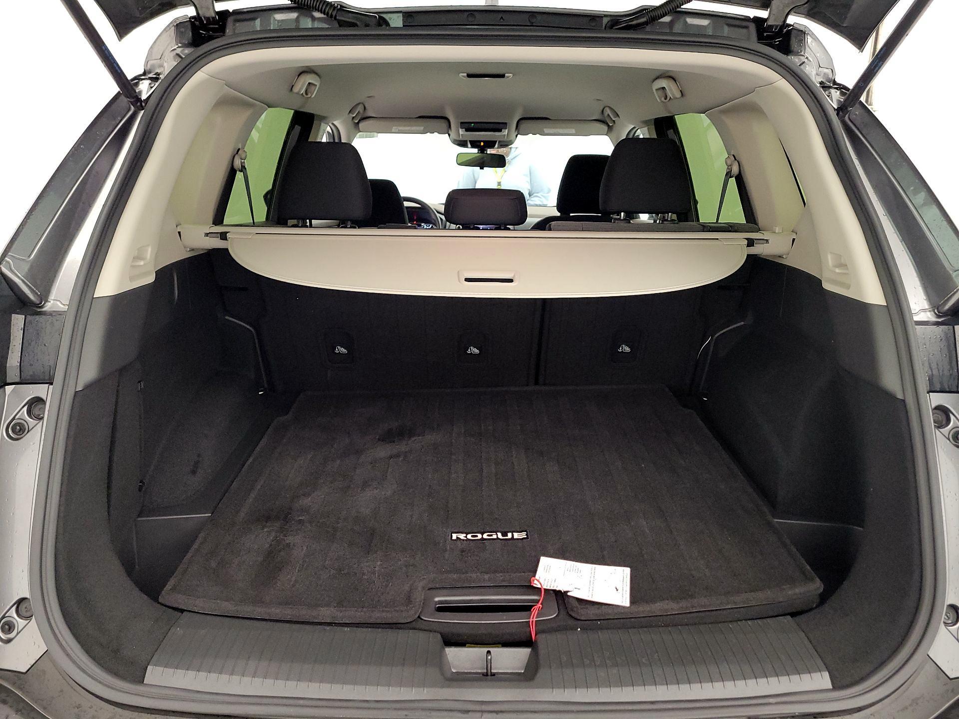 Thumbnail: 2023 Nissan Rogue - 20