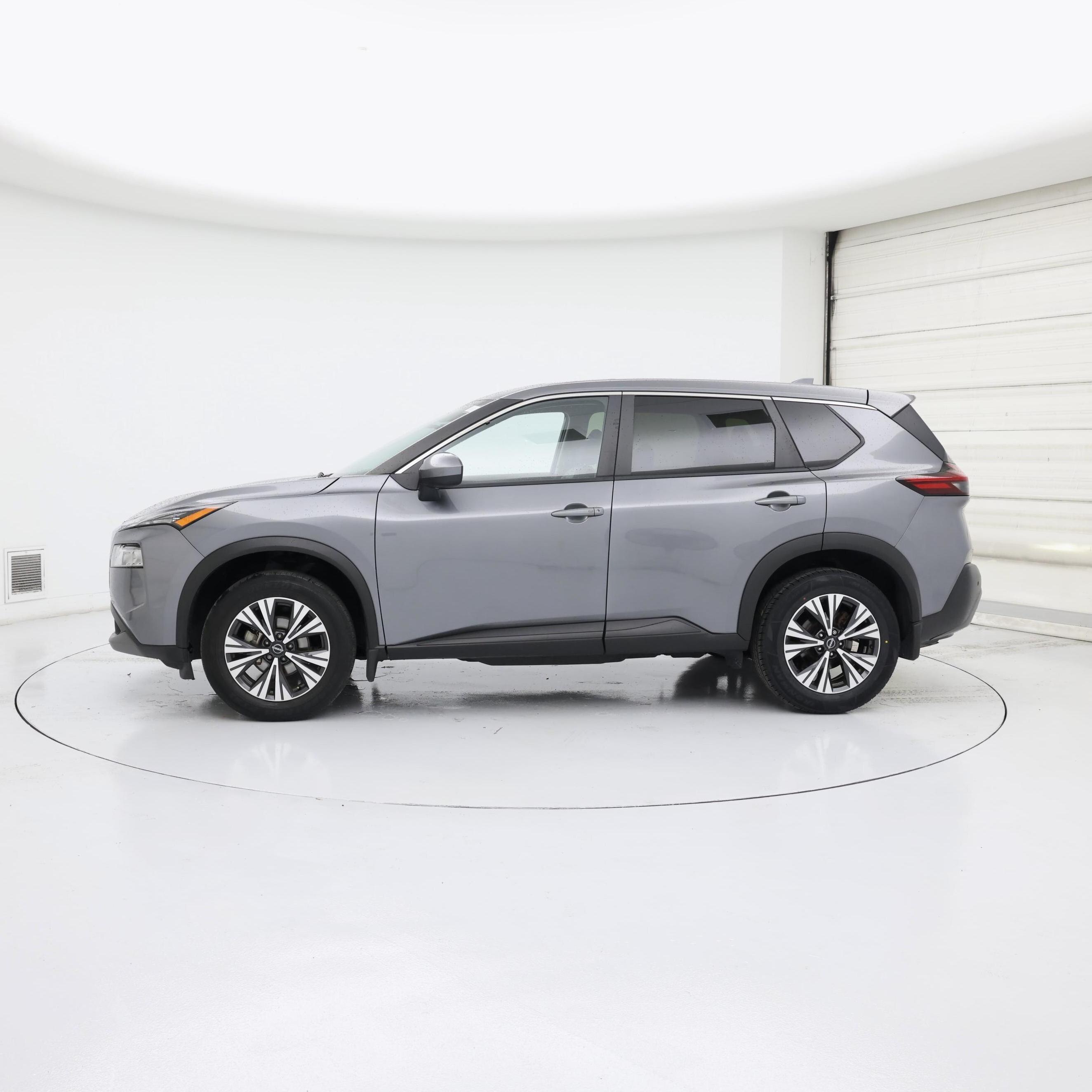 Thumbnail: 2023 Nissan Rogue - 3
