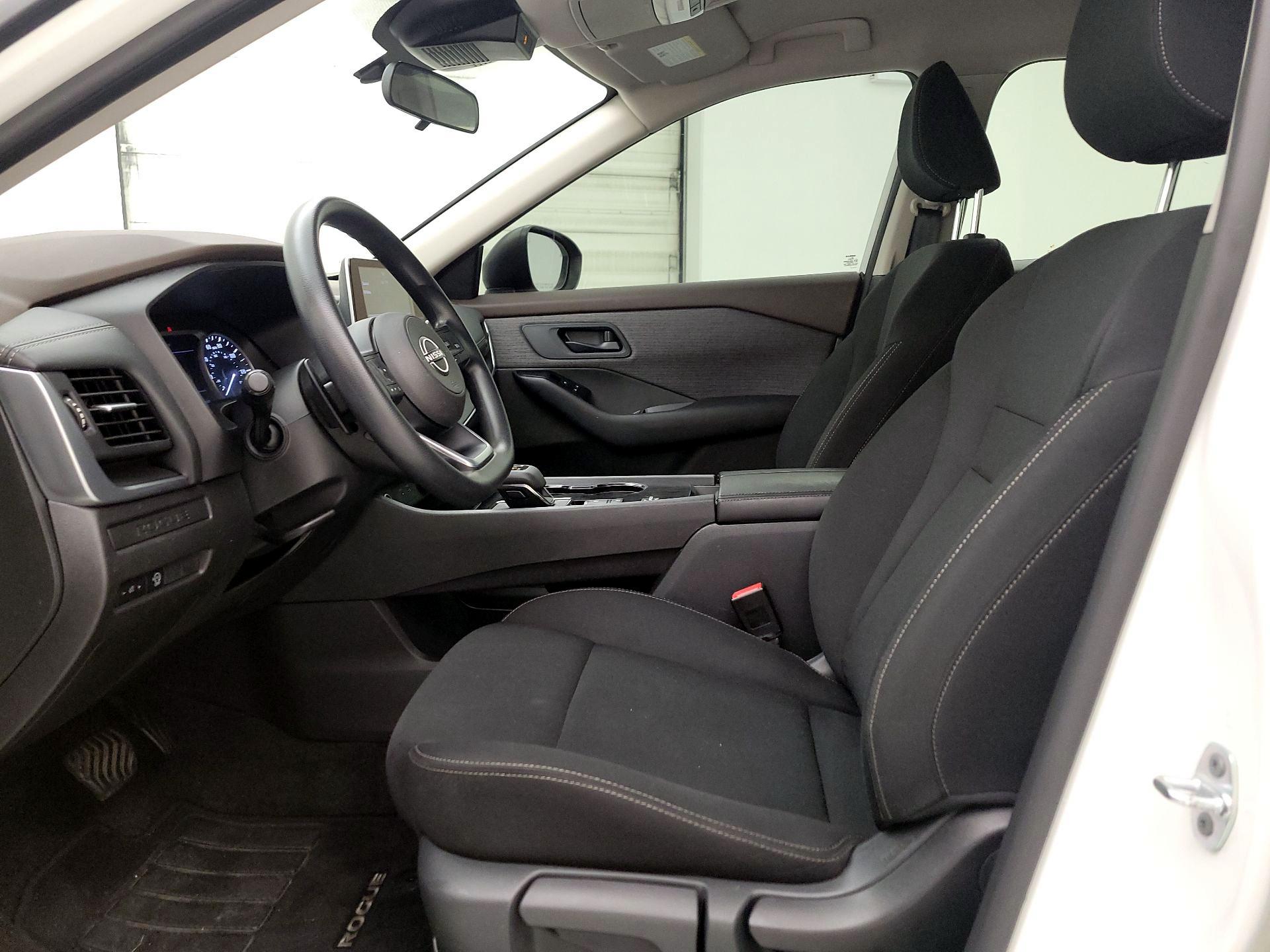 Thumbnail: 2023 Nissan Rogue - 11