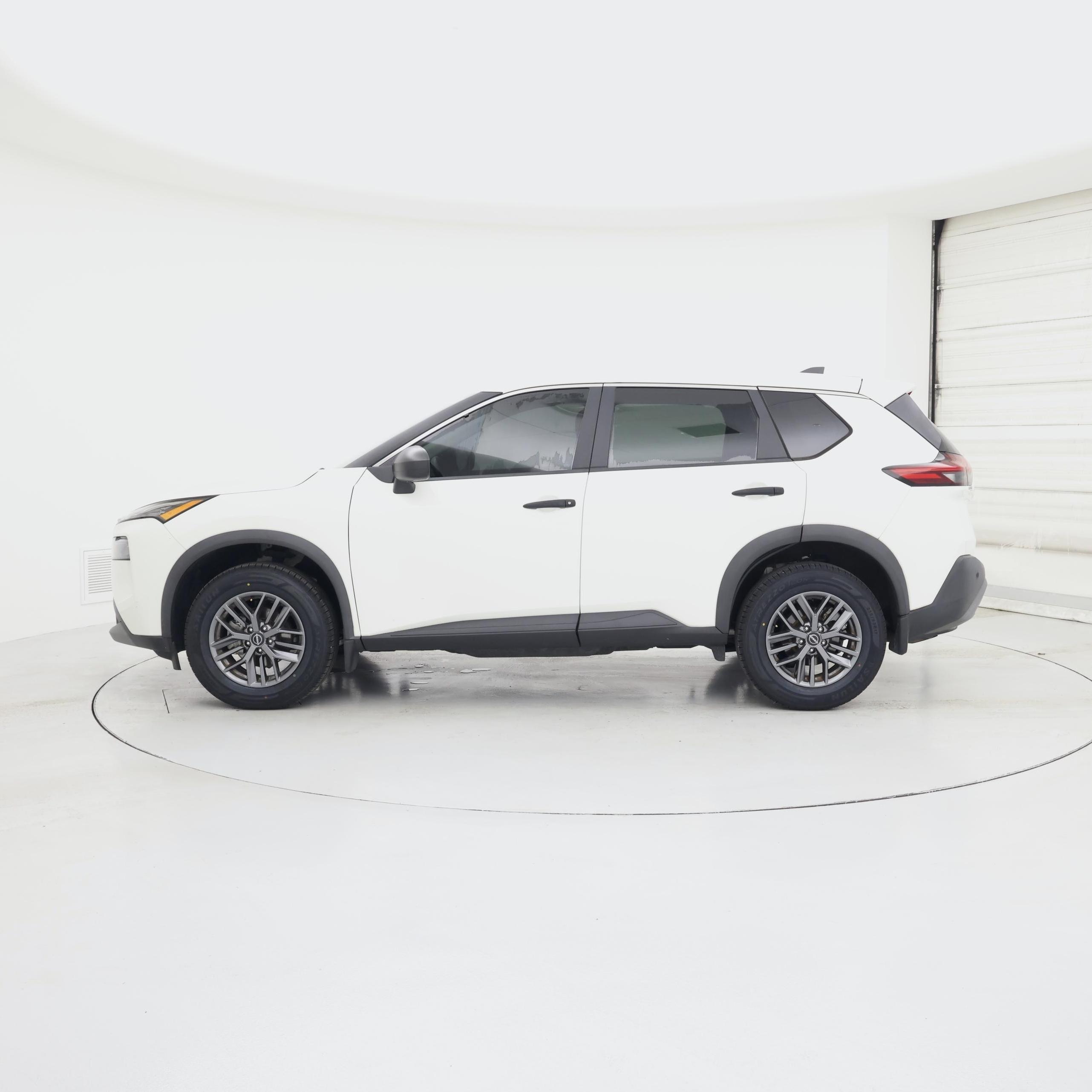 Thumbnail: 2023 Nissan Rogue - 3