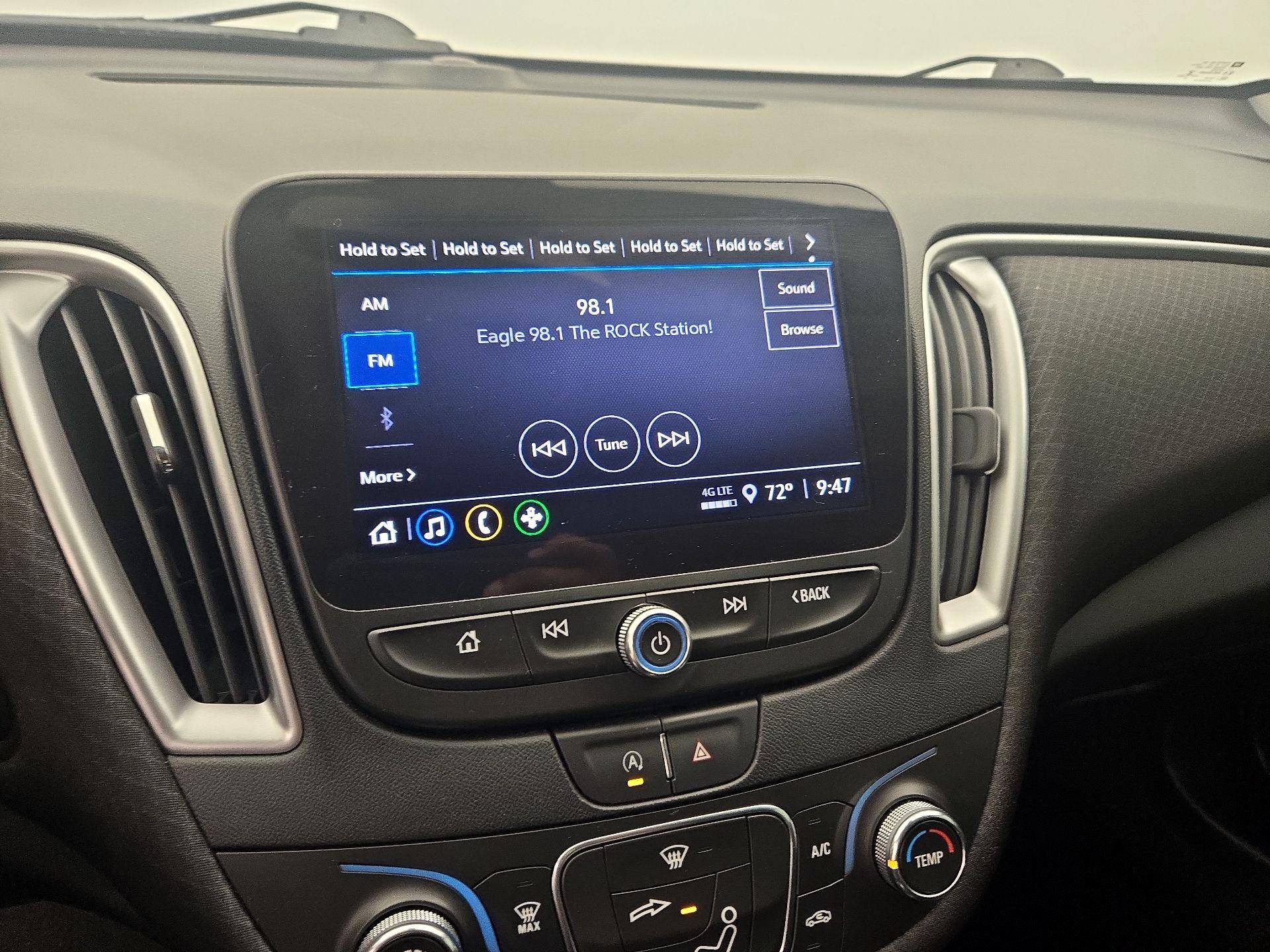 Thumbnail: 2021 Chevrolet Malibu - 15