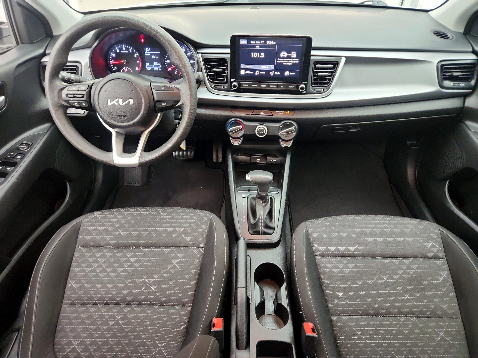 Thumbnail: 2023 Kia Rio - 9