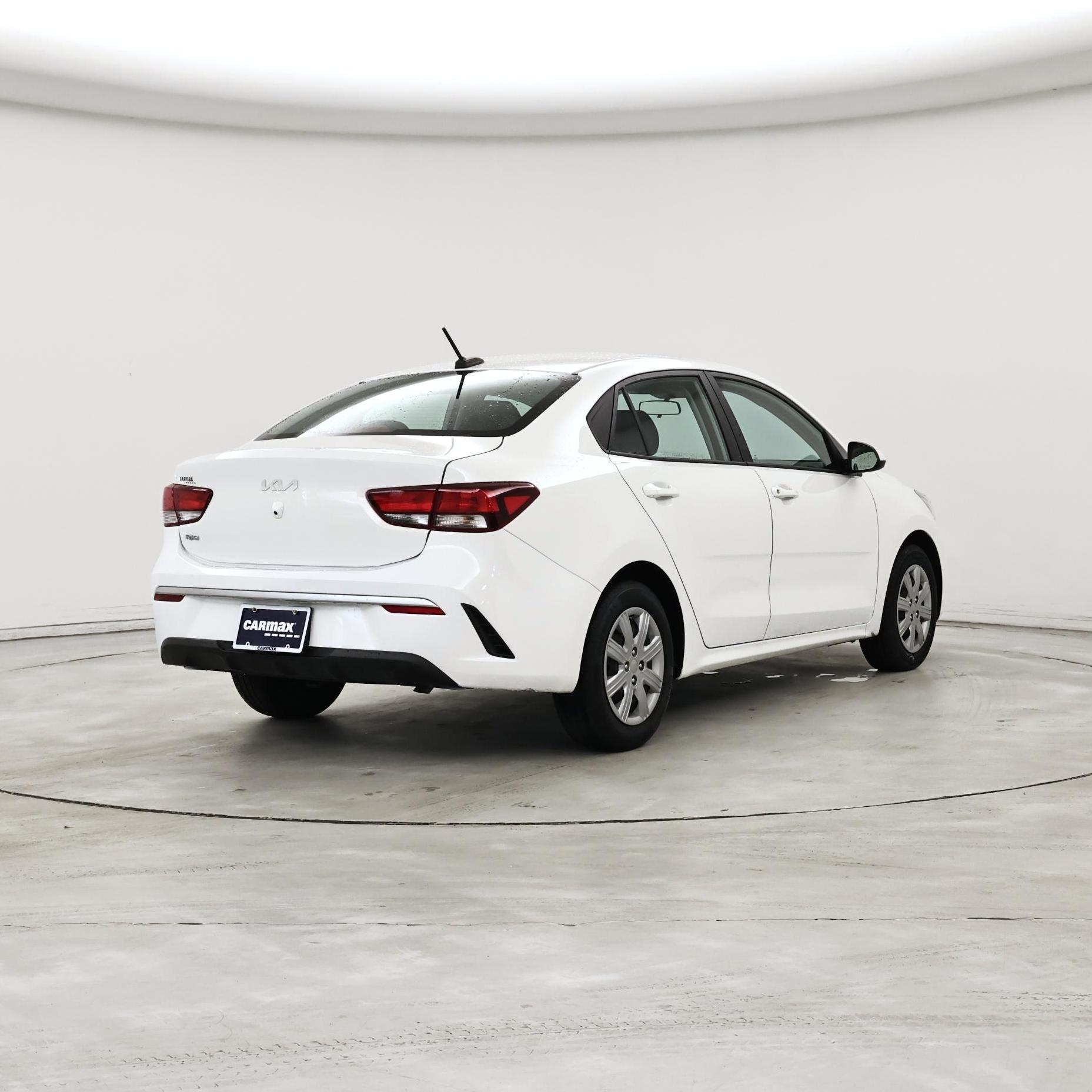 Thumbnail: 2023 Kia Rio - 8